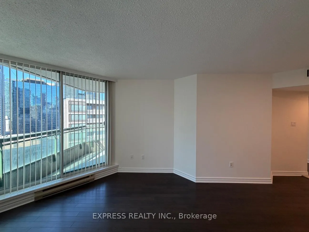 Photo 7 of Unit 2503, 38 Elm Street, Toronto, Bay Street Corridor — HOMEH