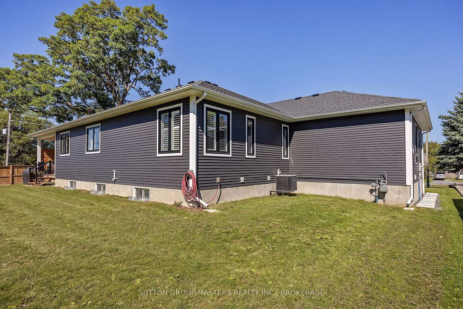 Photo 8 of 247 Arnold Street, Kingston, City Northwest — HOMEH