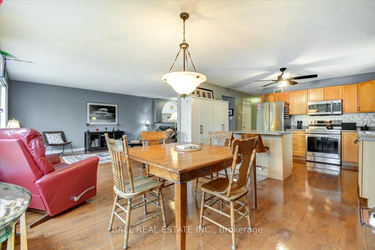Photo 9 of 5 Oak Street, Bancroft, Bancroft Ward — HOMEH