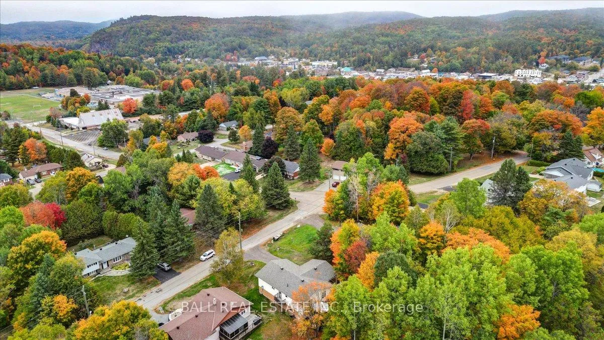 Photo 38 of 5 Oak Street, Bancroft, Bancroft Ward — HOMEH