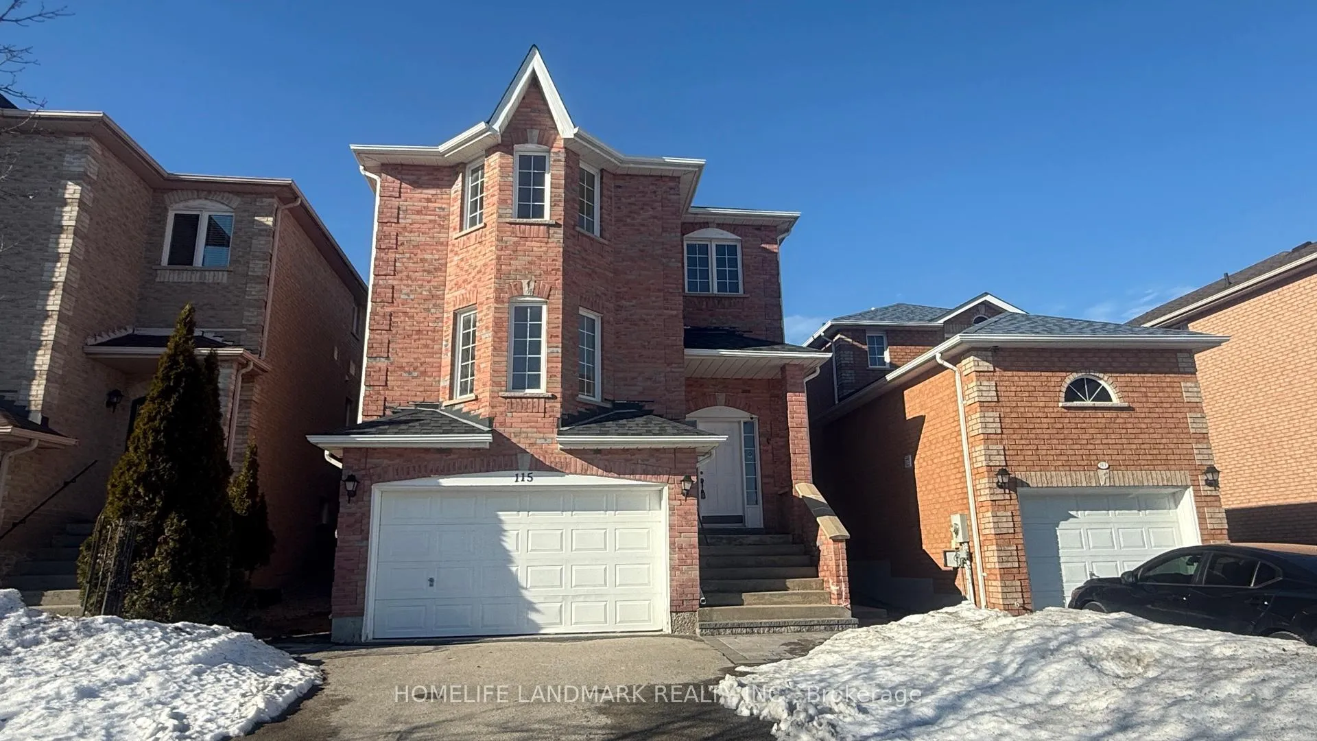Photo 2 of 115 Chalmers Drive, Barrie, Painswick South — HOMEH
