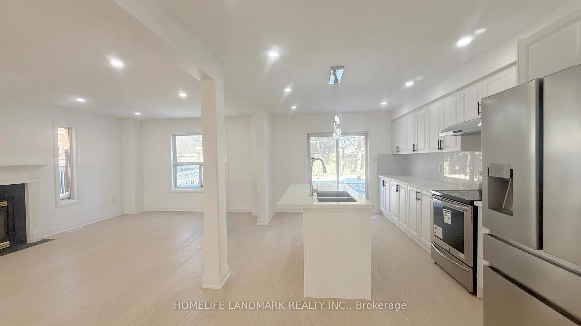 Photo 6 of 115 Chalmers Drive, Barrie, Painswick South — HOMEH