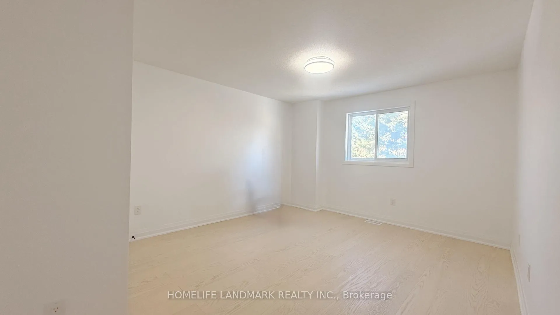Photo 24 of 115 Chalmers Drive, Barrie, Painswick South — HOMEH