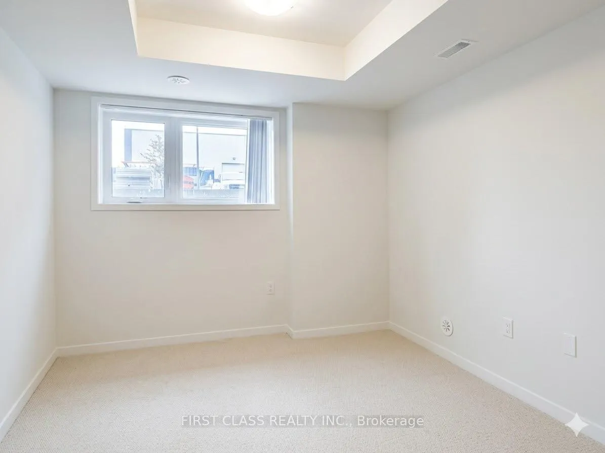 Photo 10 of Unit 170, 151 Honeycrisp Crescent, Vaughan, Vaughan Corporate Centre — HOMEH