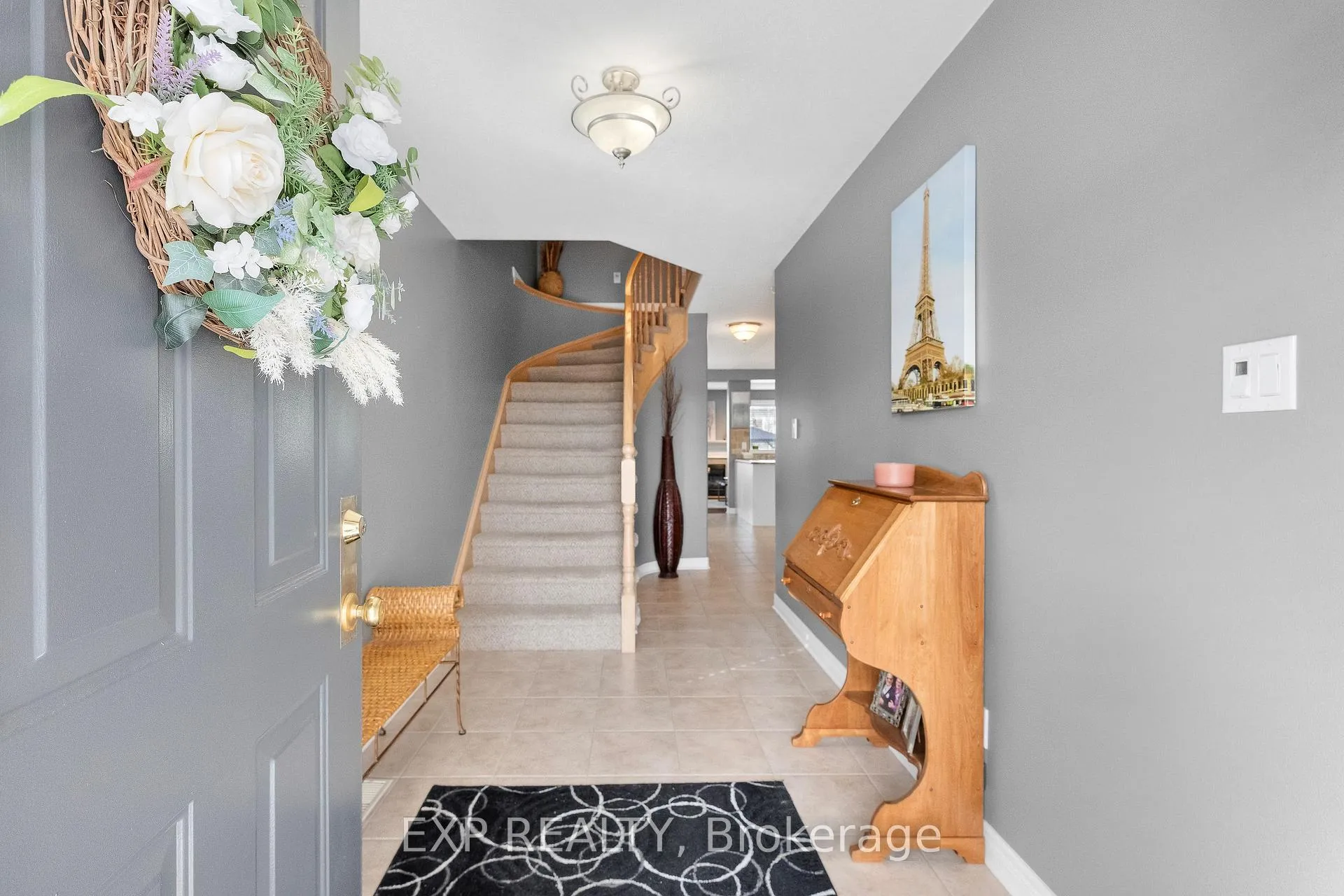 Photo 4 of 47 Mcbride Drive, St. Catharines, Rykert/Vansickle — HOMEH