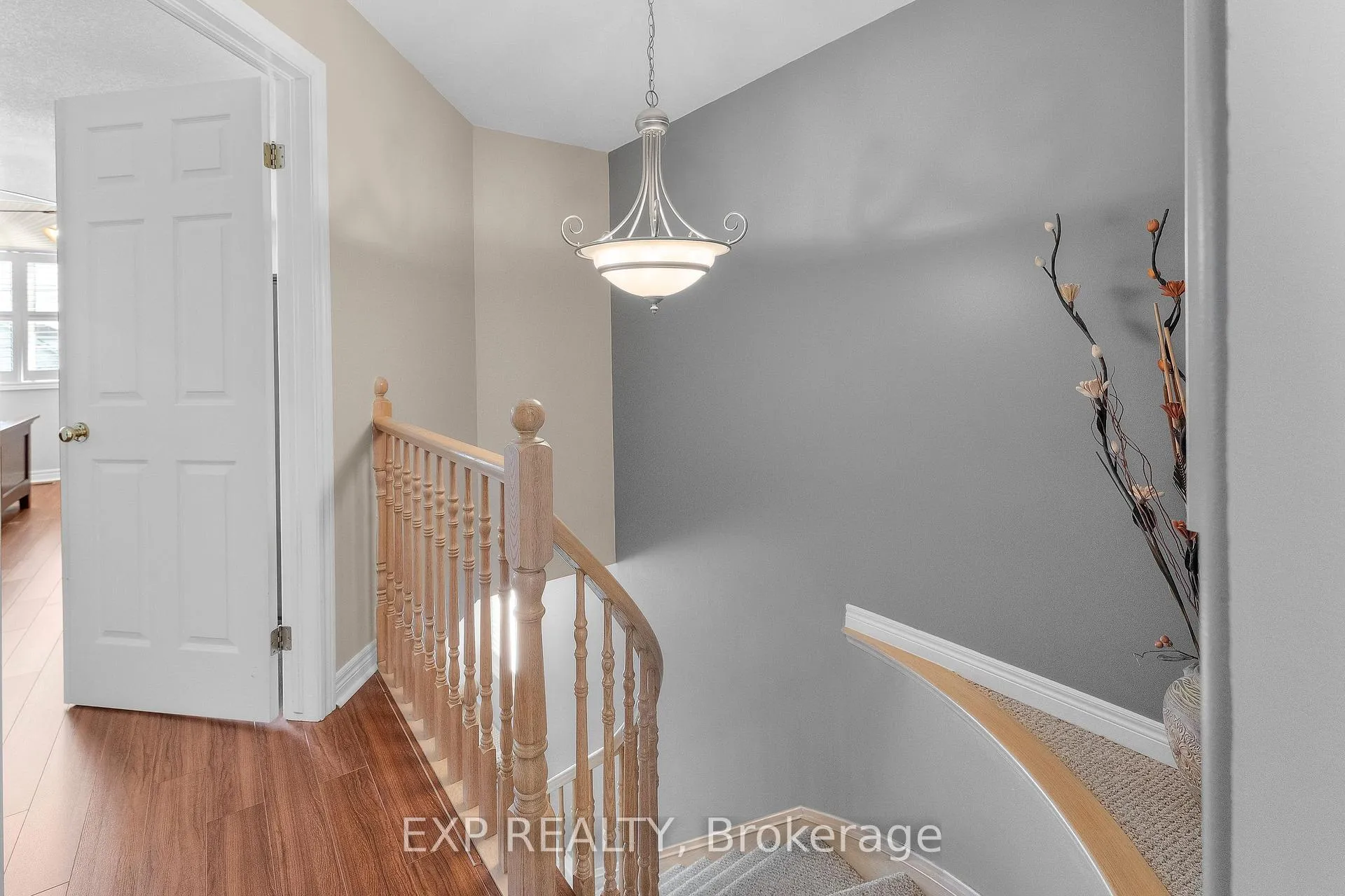 Photo 18 of 47 Mcbride Drive, St. Catharines, Rykert/Vansickle — HOMEH