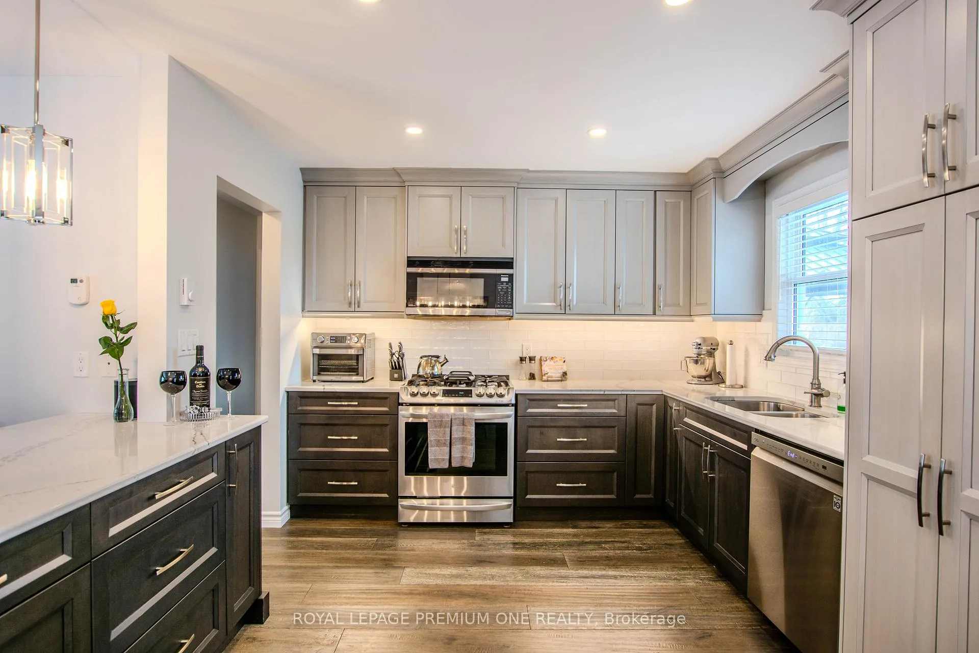 Photo 13 of 7 Mariposa Drive, Orillia — HOMEH