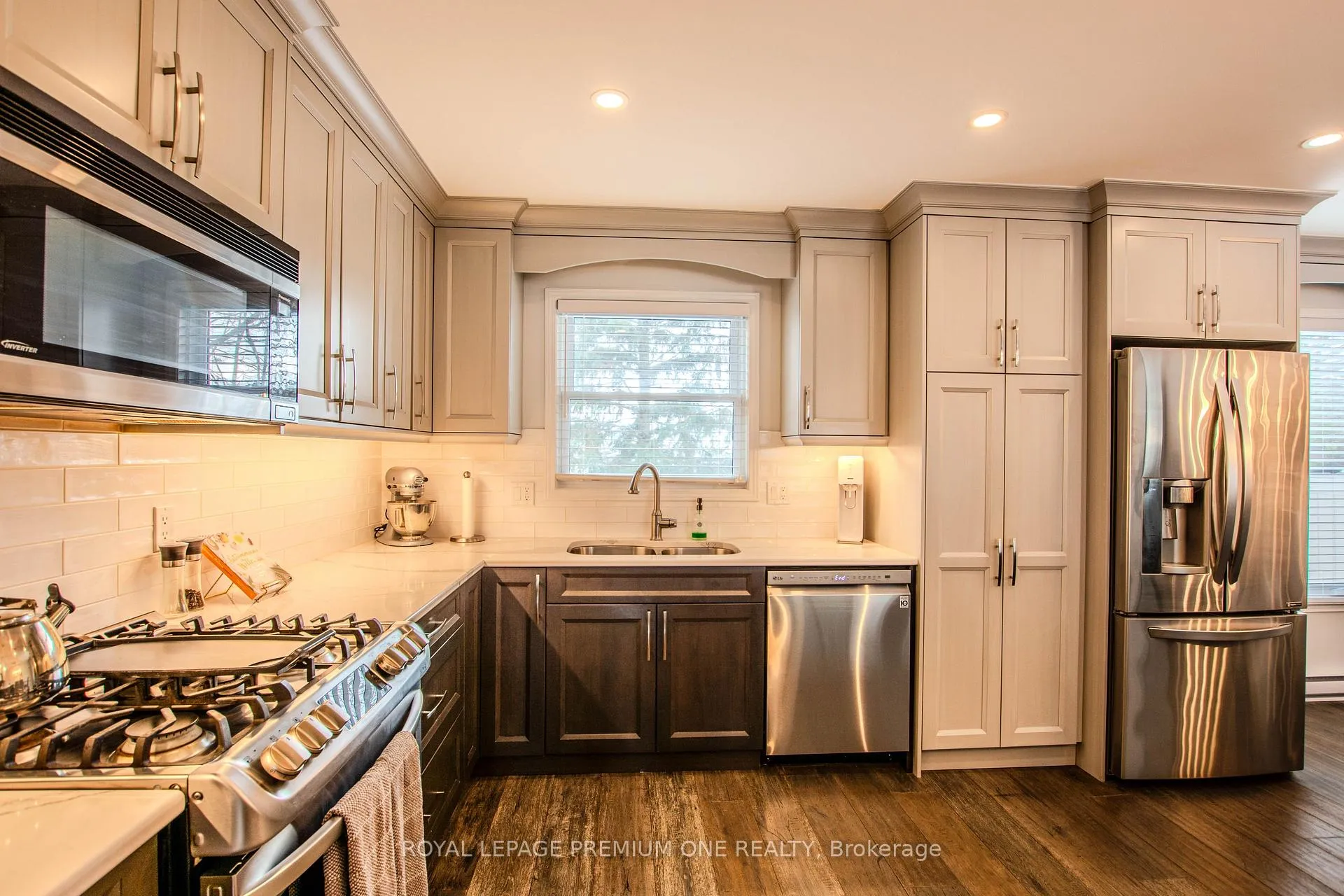 Photo 15 of 7 Mariposa Drive, Orillia — HOMEH