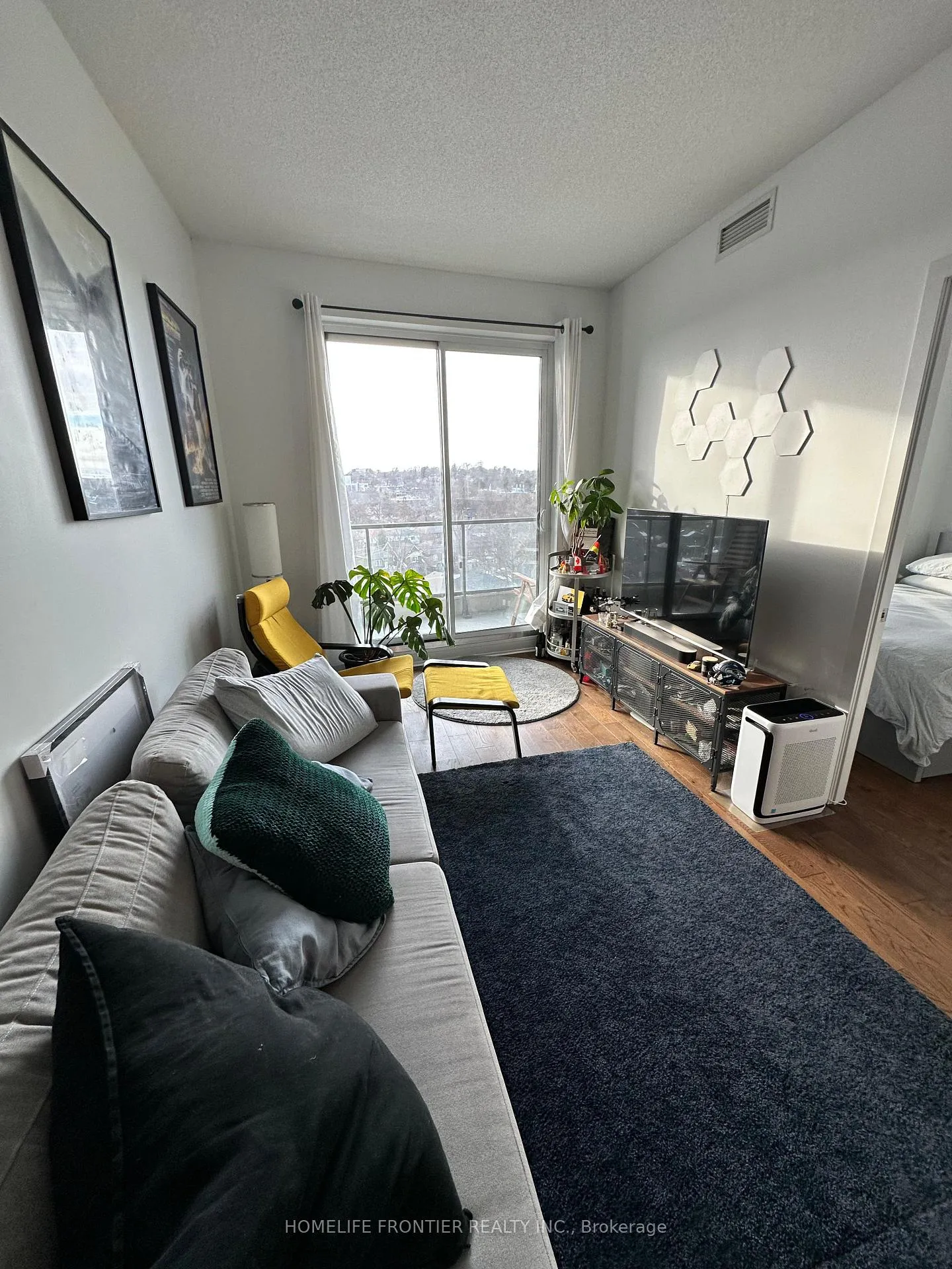 Photo 6 of Unit 912, 60 Berwick Avenue, Toronto, Yonge-Eglinton — HOMEH