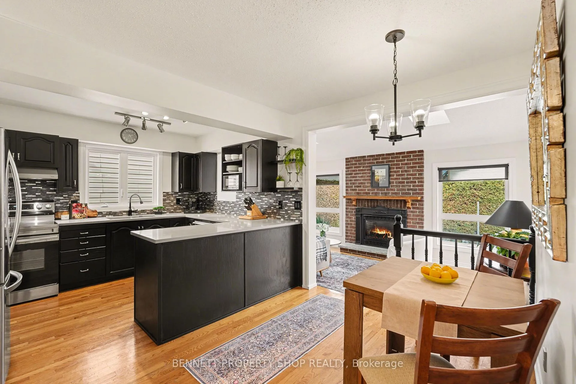 Photo 3 of 53 Filion Crescent, Ottawa, Kanata - Bridlewood — HOMEH