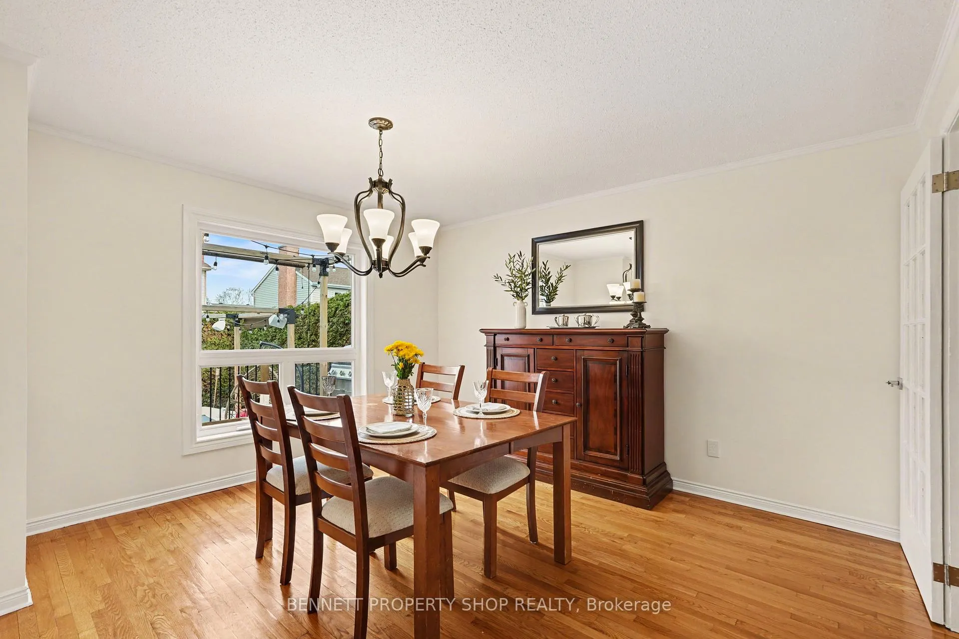 Photo 10 of 53 Filion Crescent, Ottawa, Kanata - Bridlewood — HOMEH