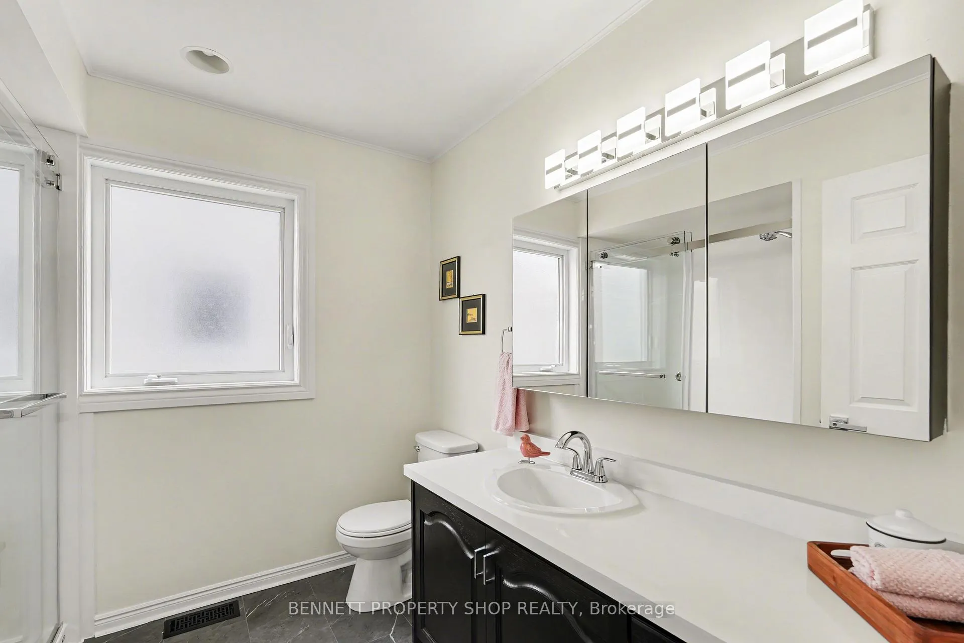 Photo 20 of 53 Filion Crescent, Ottawa, Kanata - Bridlewood — HOMEH