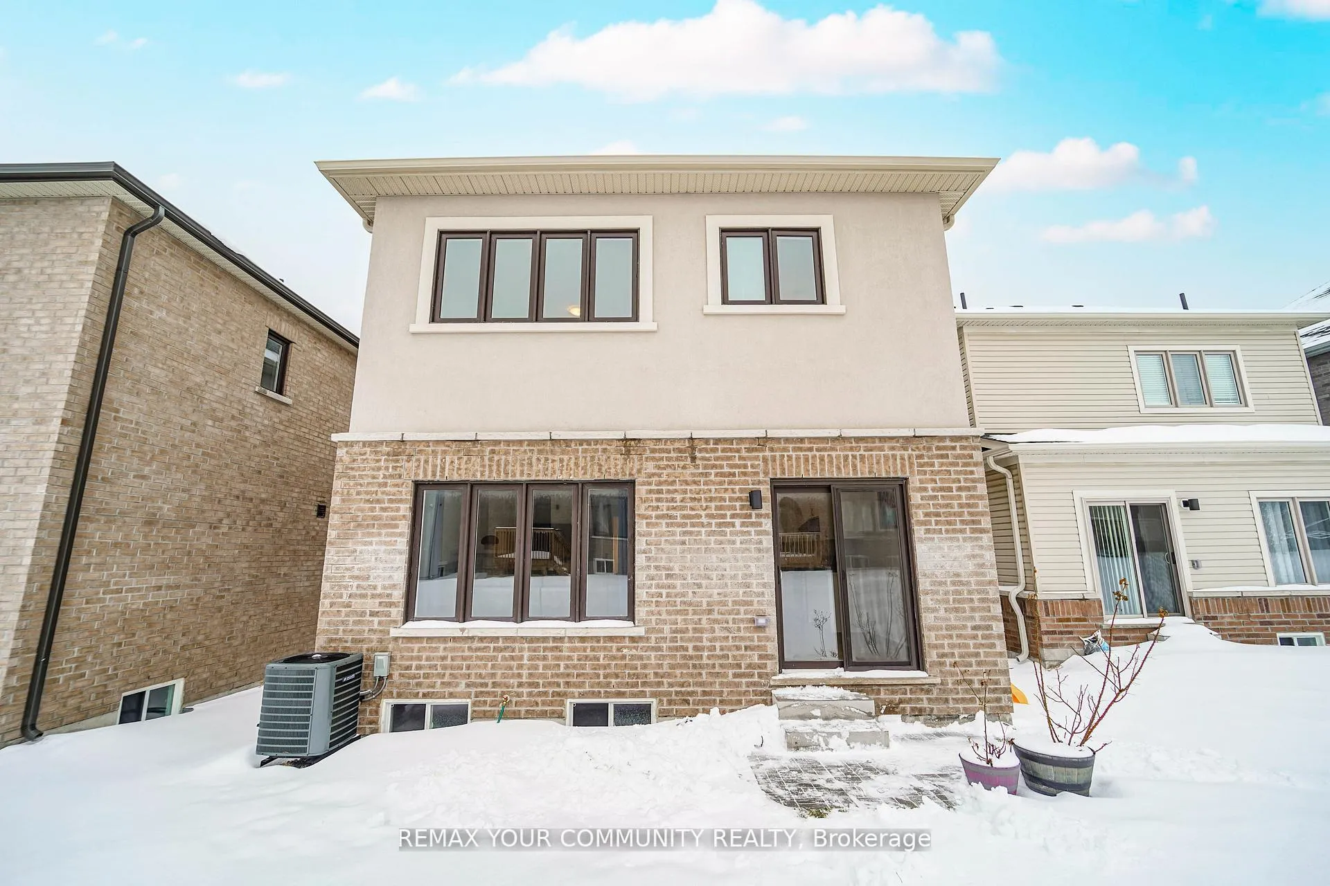 Photo 7 of 146 Flood Avenue, Clarington, Newcastle — HOMEH