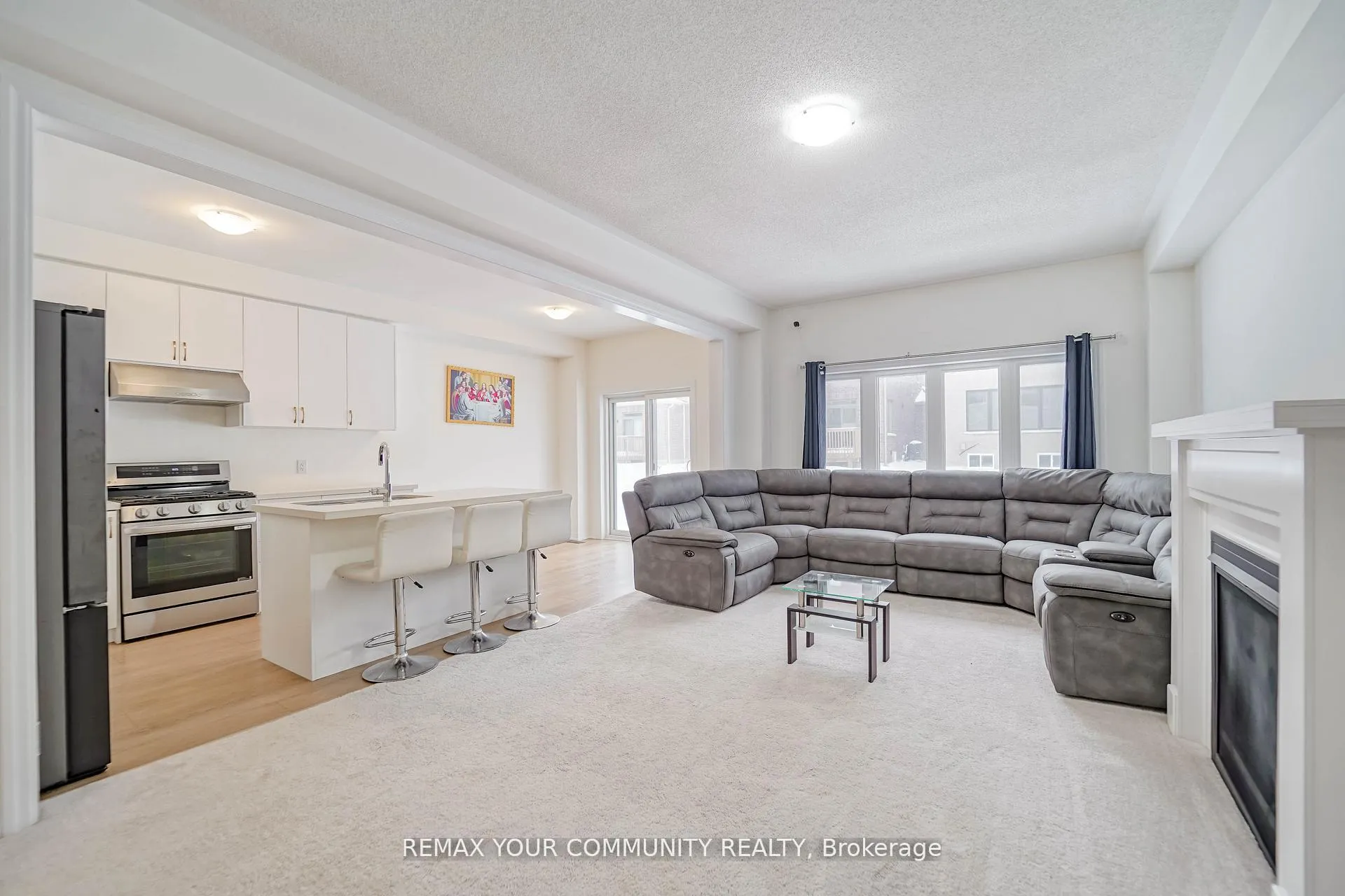 Photo 13 of 146 Flood Avenue, Clarington, Newcastle — HOMEH