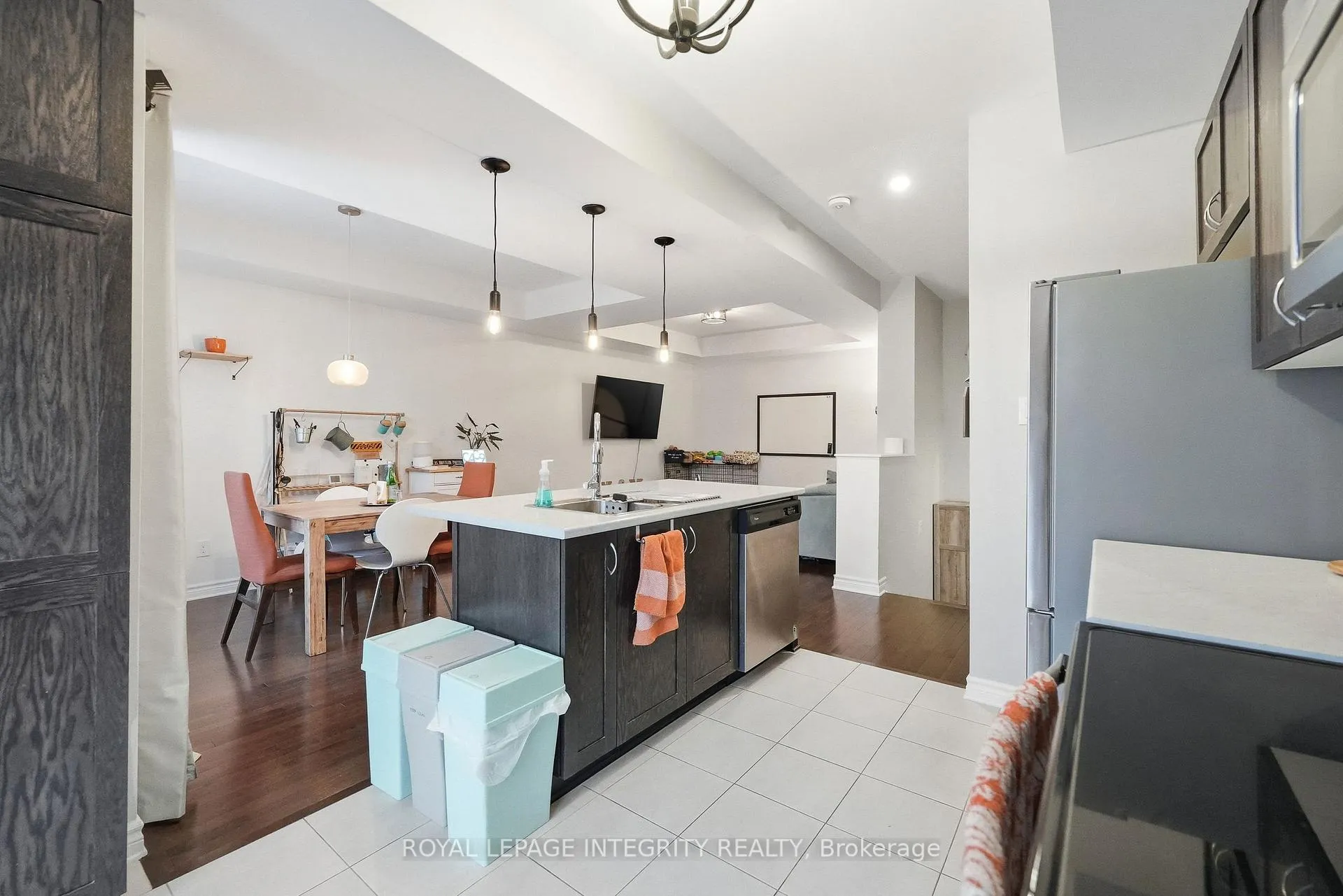 Photo 7 of 322 Citrine Street, Ottawa, Avalon West — HOMEH
