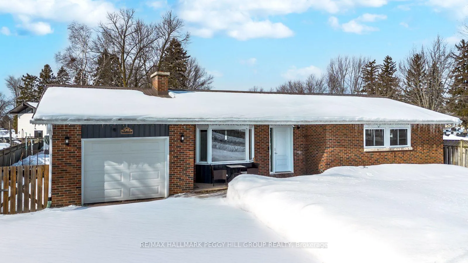 Photo 1 of 90 Queen Street E, Springwater, Elmvale — HOMEH