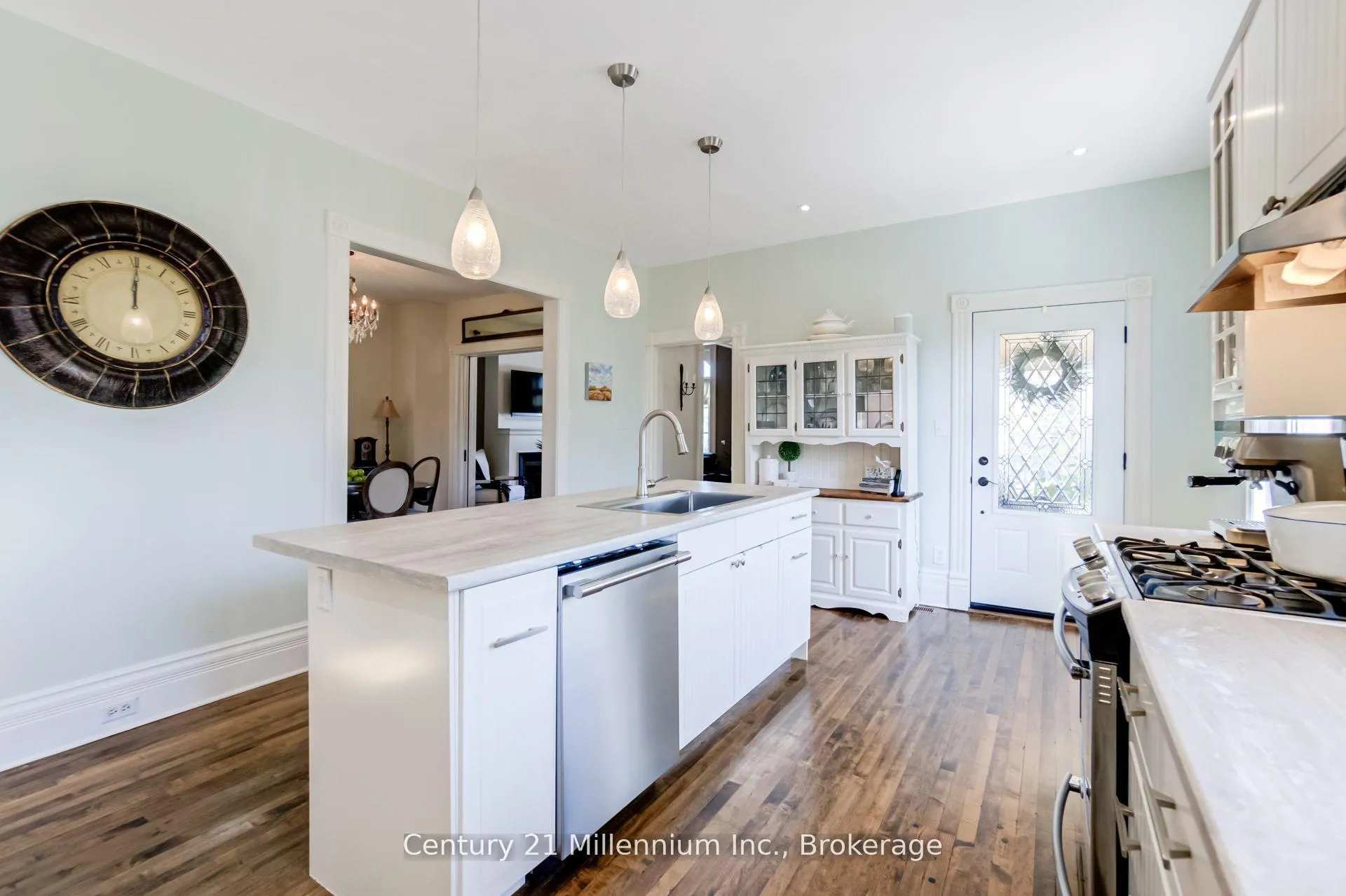 Photo 13 of 439 Birch Street, Collingwood — HOMEH