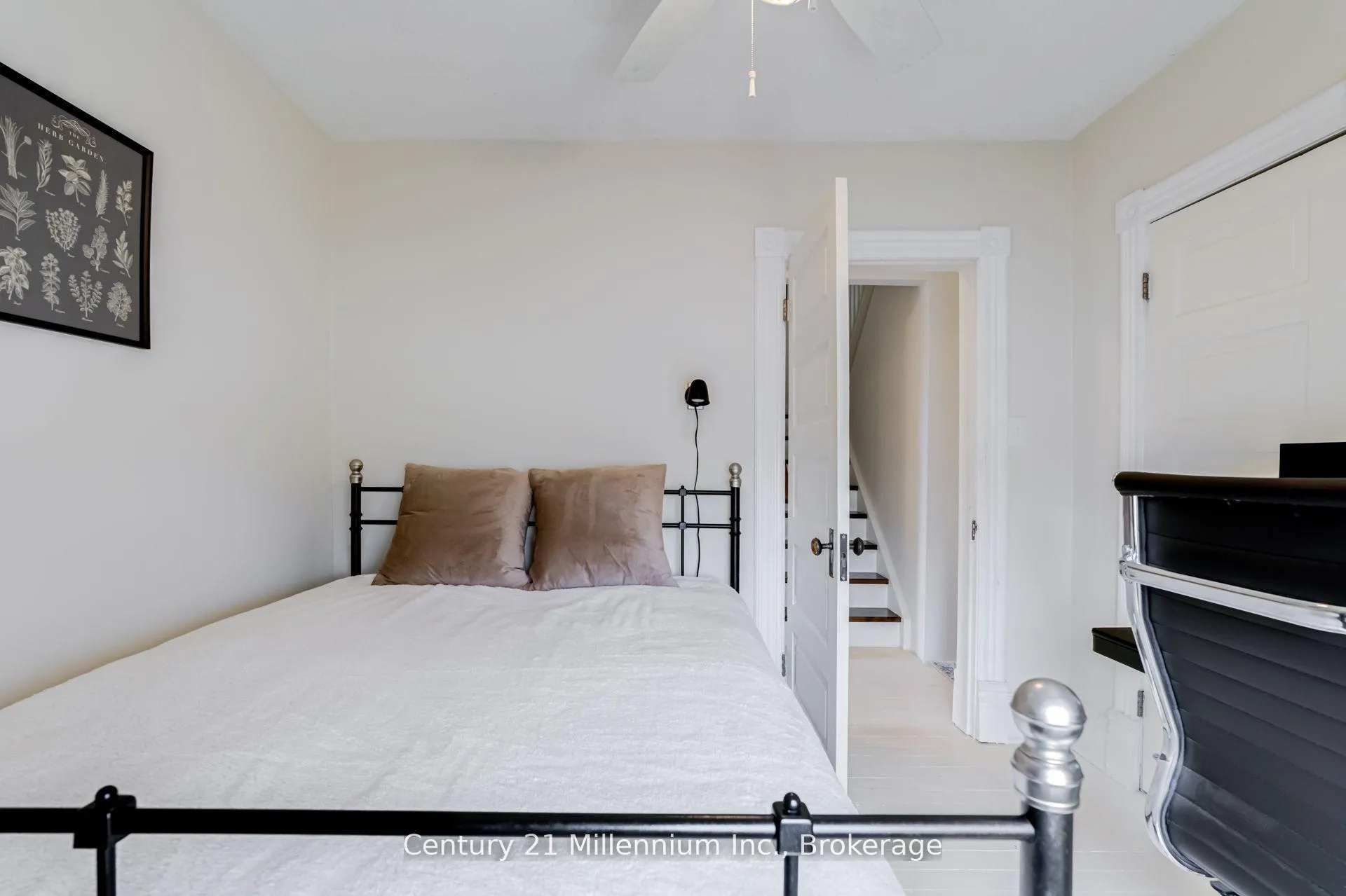 Photo 19 of 439 Birch Street, Collingwood — HOMEH