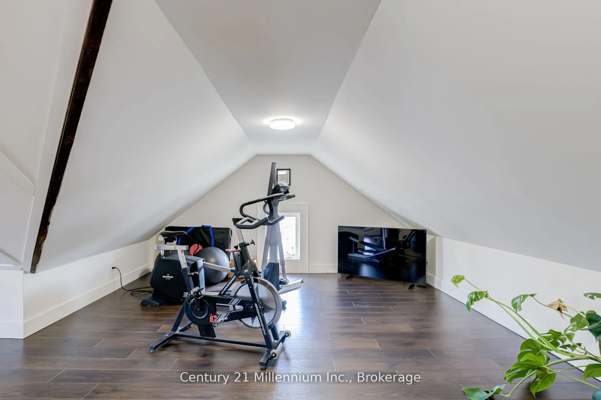 Photo 28 of 439 Birch Street, Collingwood — HOMEH