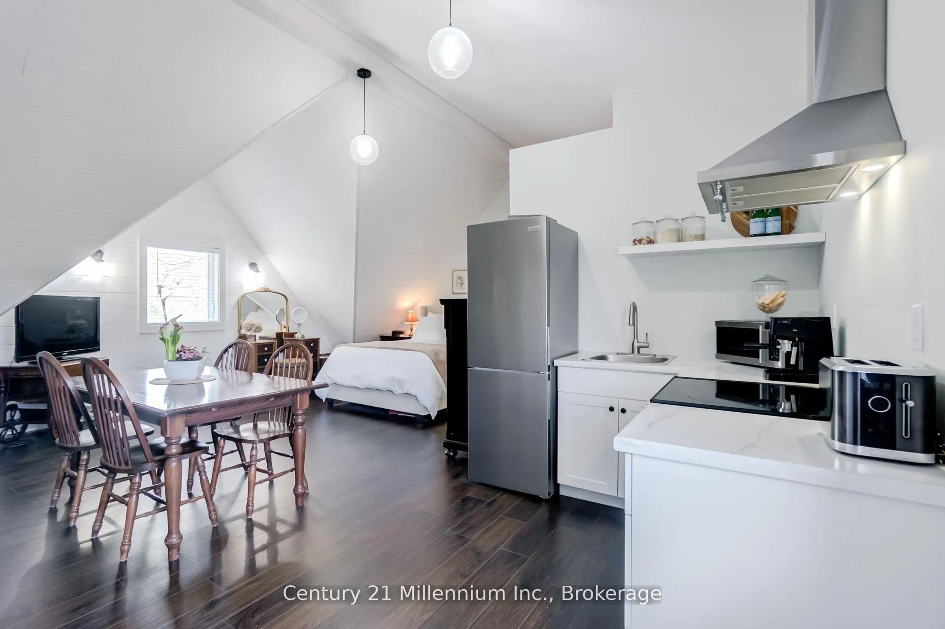Photo 31 of 439 Birch Street, Collingwood — HOMEH