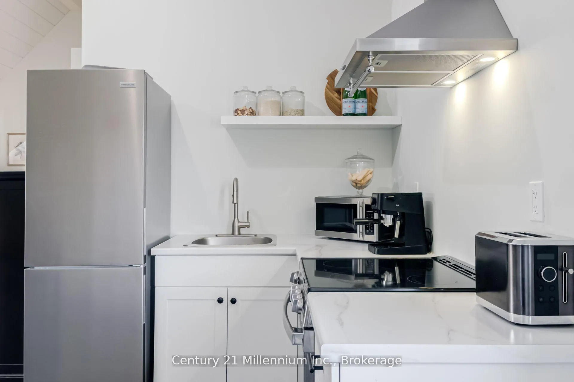Photo 33 of 439 Birch Street, Collingwood — HOMEH