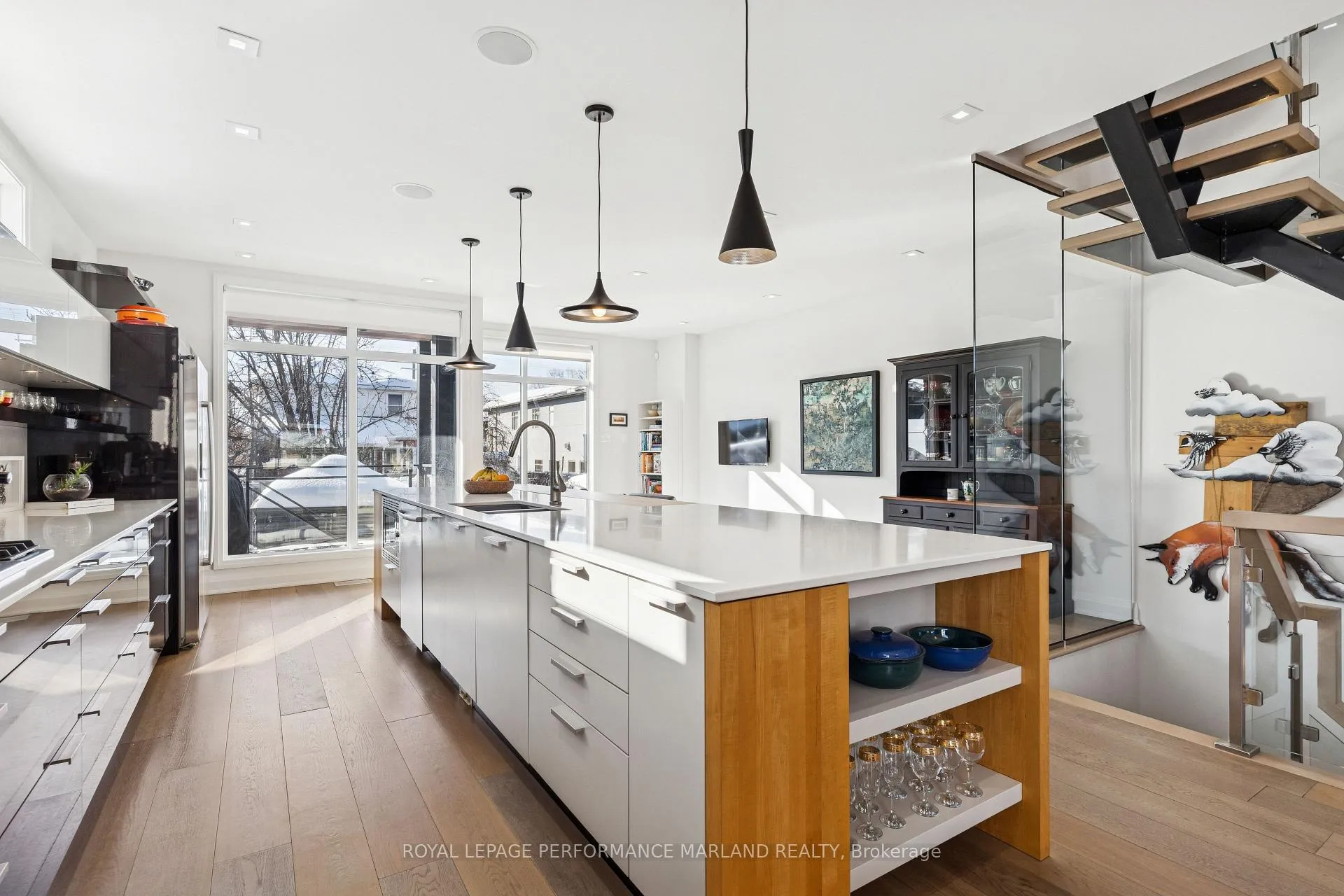 Photo 10 of 226 Northwestern Avenue, Ottawa, Ottawa West/Tunneys Pasture — HOMEH