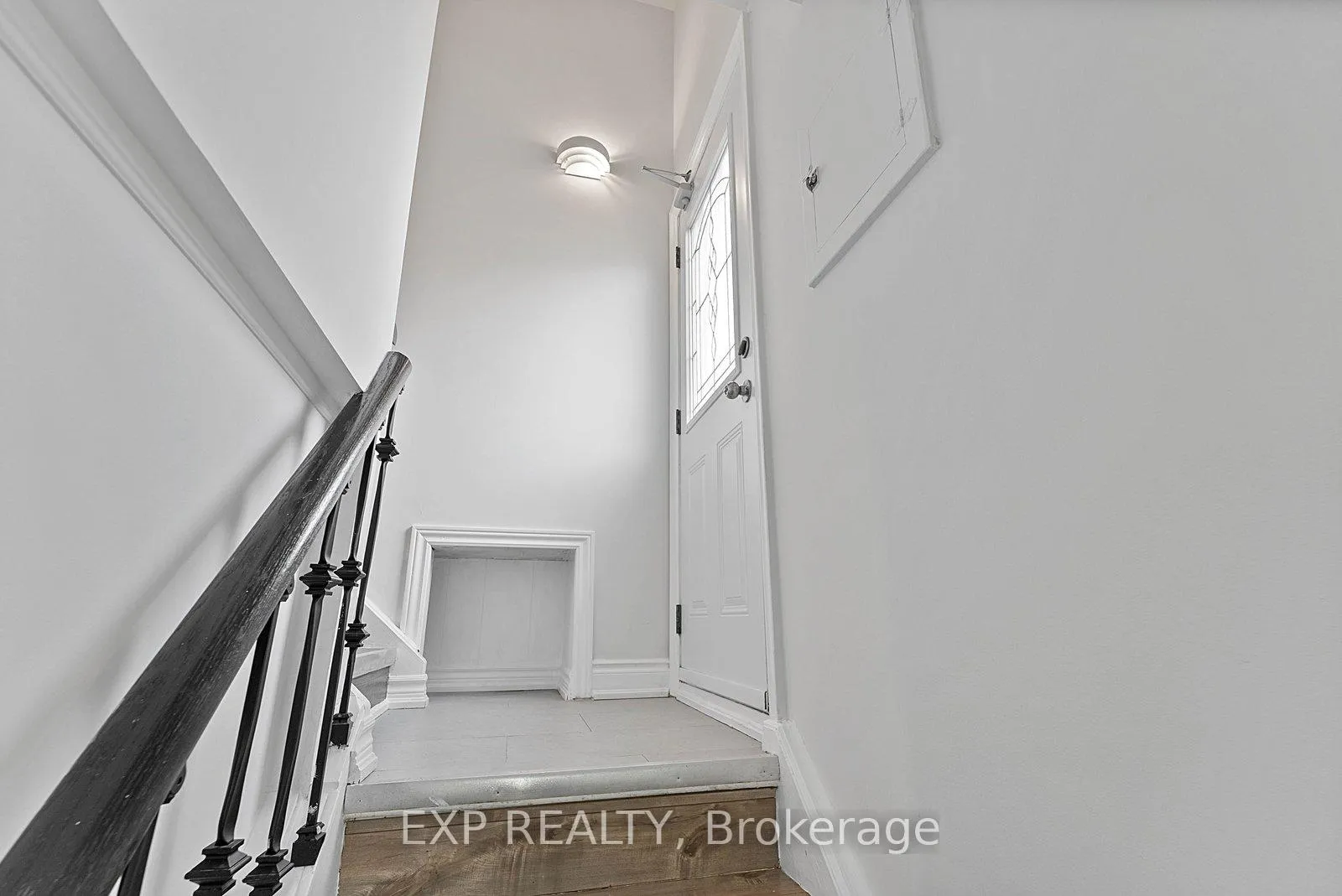 Photo 25 of 39 Hobden Place, Etobicoke, Willowridge-Martingrove-Richview — HOMEH