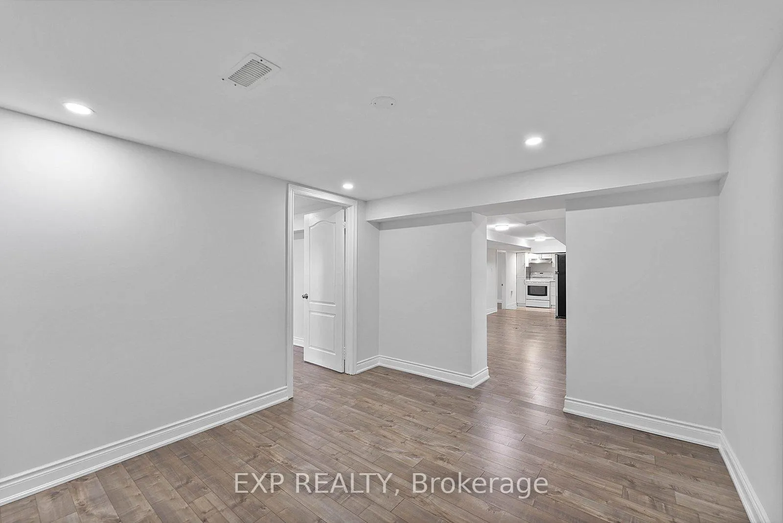 Photo 30 of 39 Hobden Place, Etobicoke, Willowridge-Martingrove-Richview — HOMEH