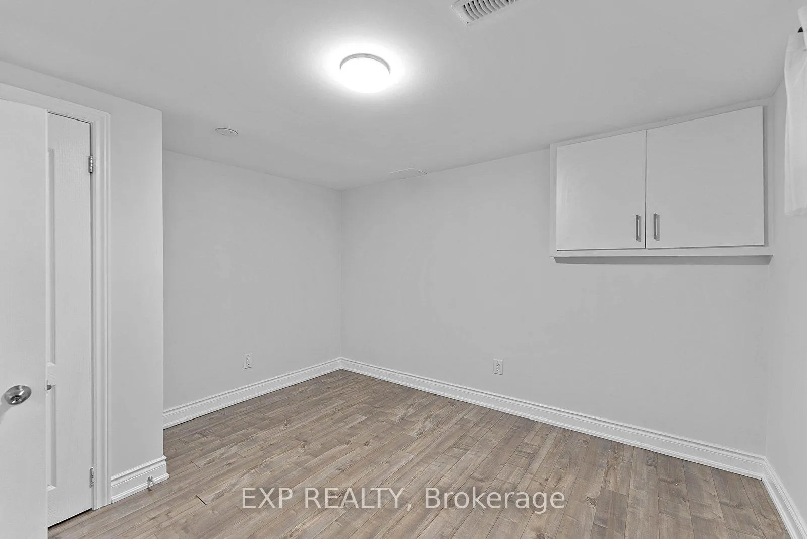 Photo 33 of 39 Hobden Place, Etobicoke, Willowridge-Martingrove-Richview — HOMEH