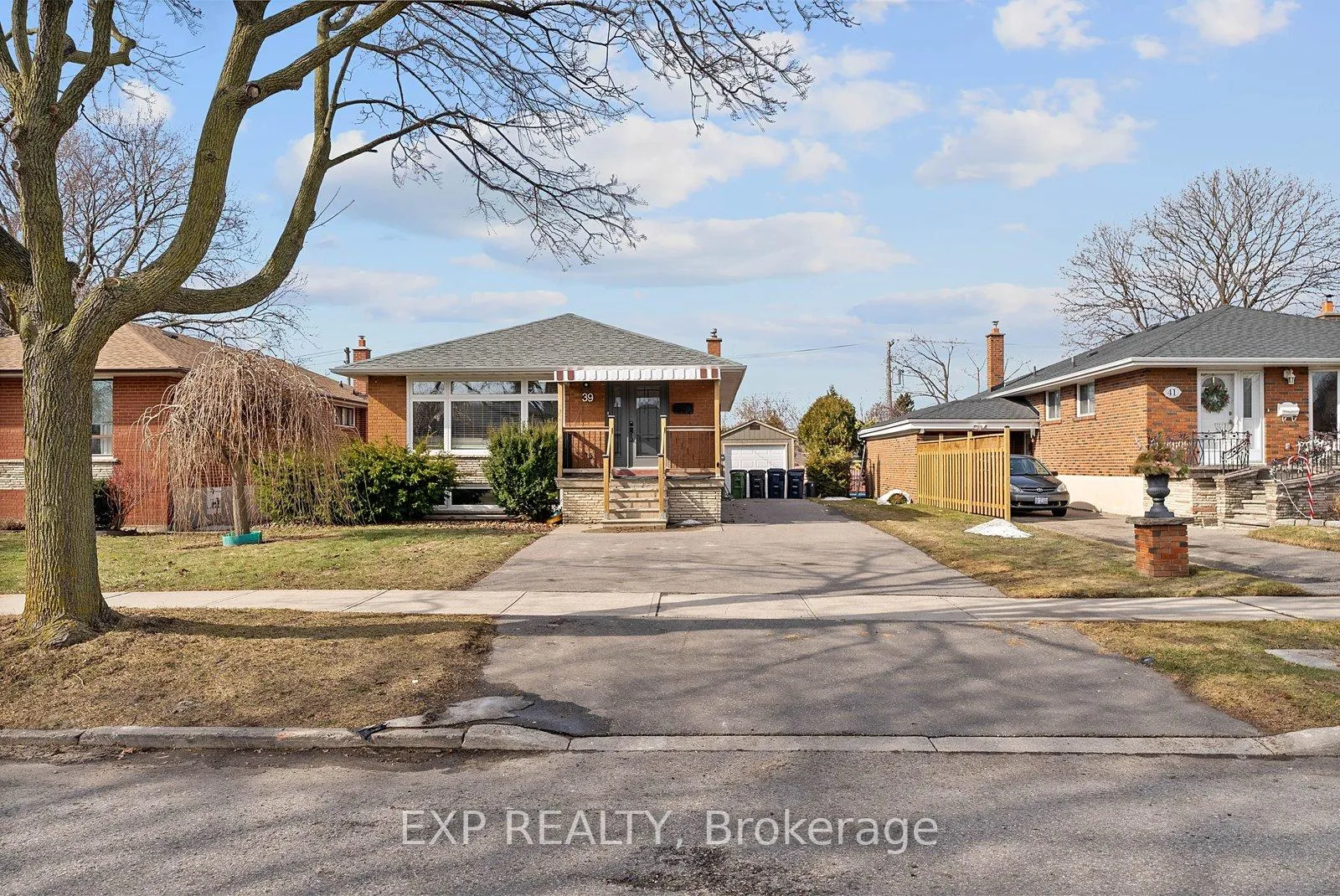 Photo 40 of 39 Hobden Place, Etobicoke, Willowridge-Martingrove-Richview — HOMEH