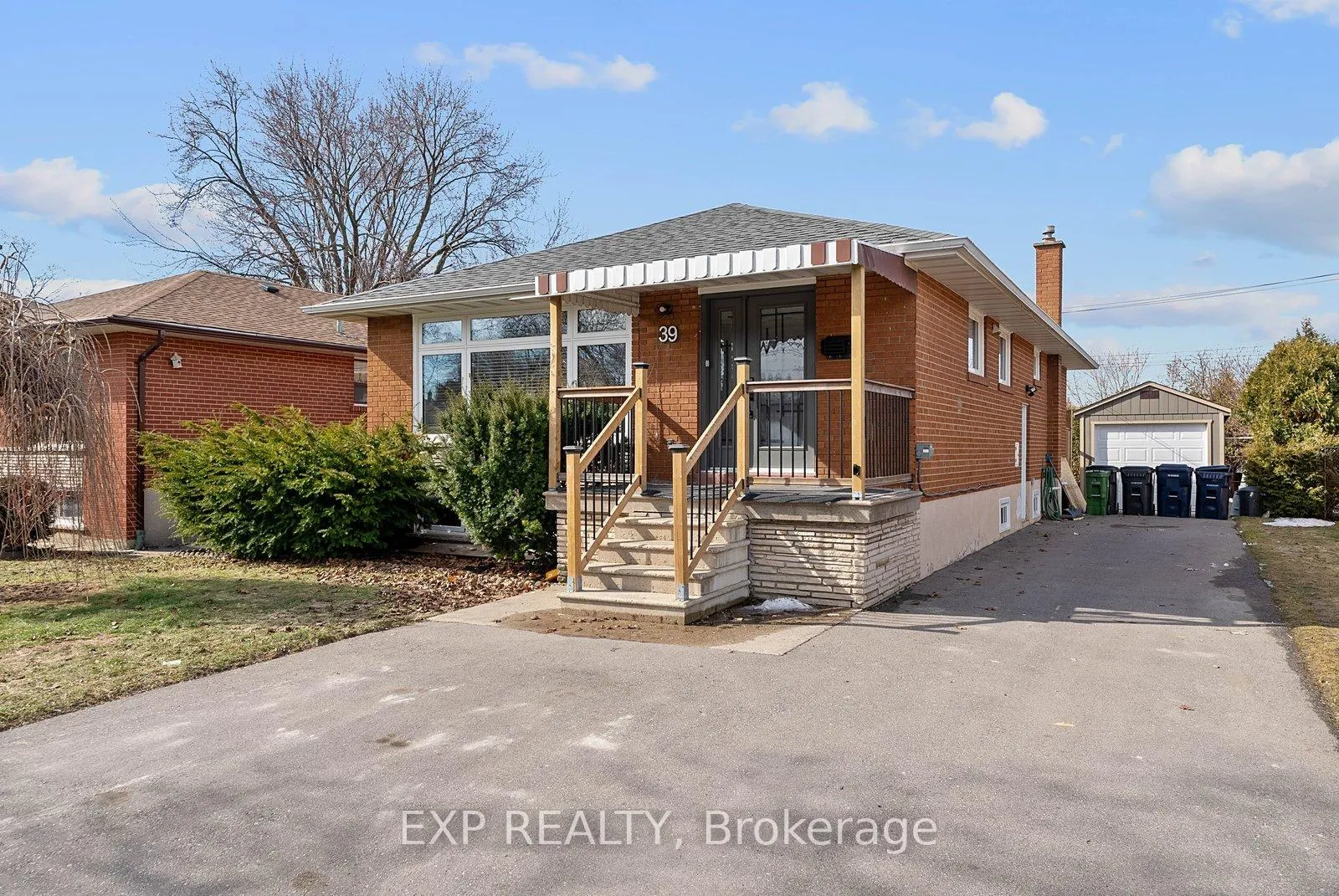 Photo 41 of 39 Hobden Place, Etobicoke, Willowridge-Martingrove-Richview — HOMEH