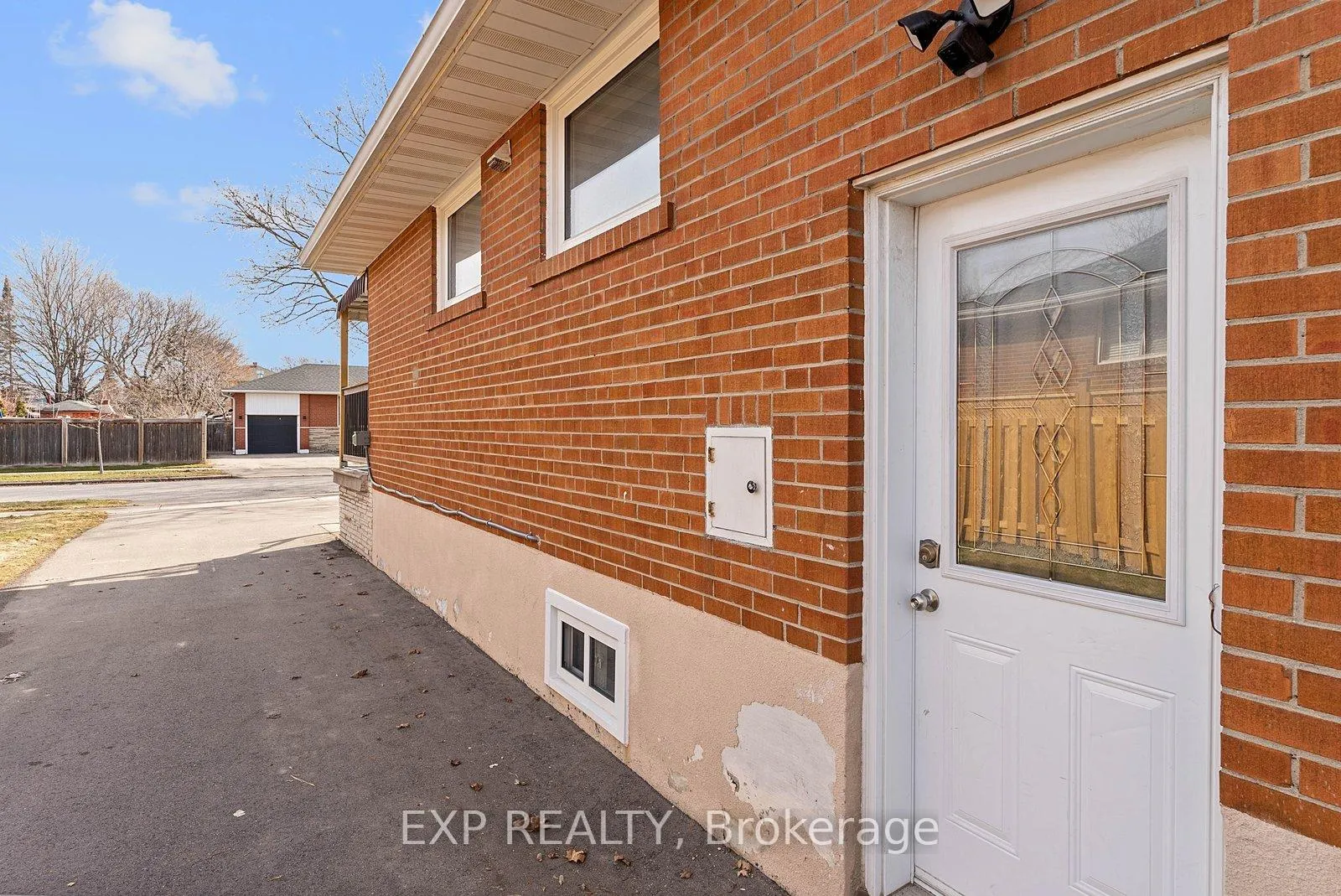 Photo 42 of 39 Hobden Place, Etobicoke, Willowridge-Martingrove-Richview — HOMEH