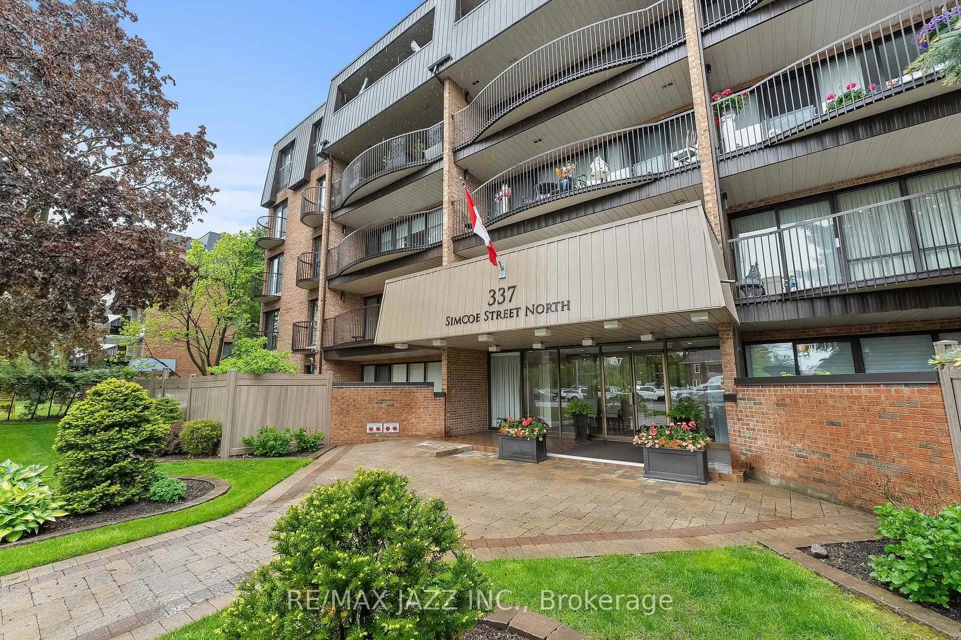 Photo 2 of Unit 403, 337 Simcoe Street N, Oshawa, O'Neill — HOMEH