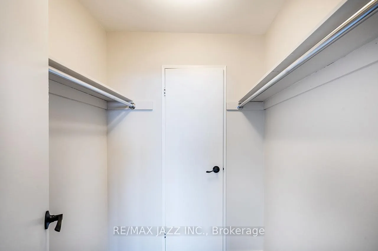 Photo 22 of Unit 403, 337 Simcoe Street N, Oshawa, O'Neill — HOMEH