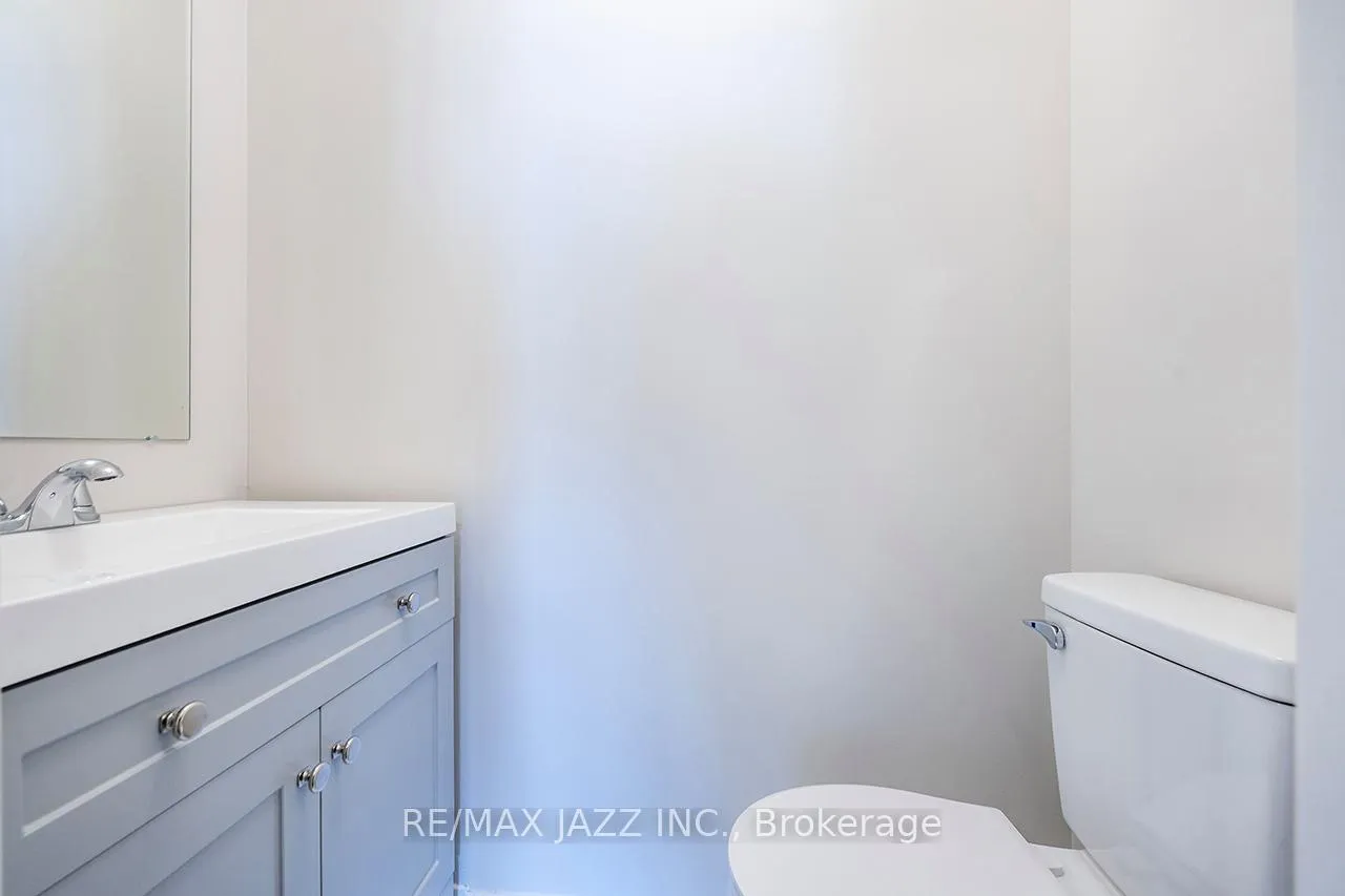 Photo 23 of Unit 403, 337 Simcoe Street N, Oshawa, O'Neill — HOMEH