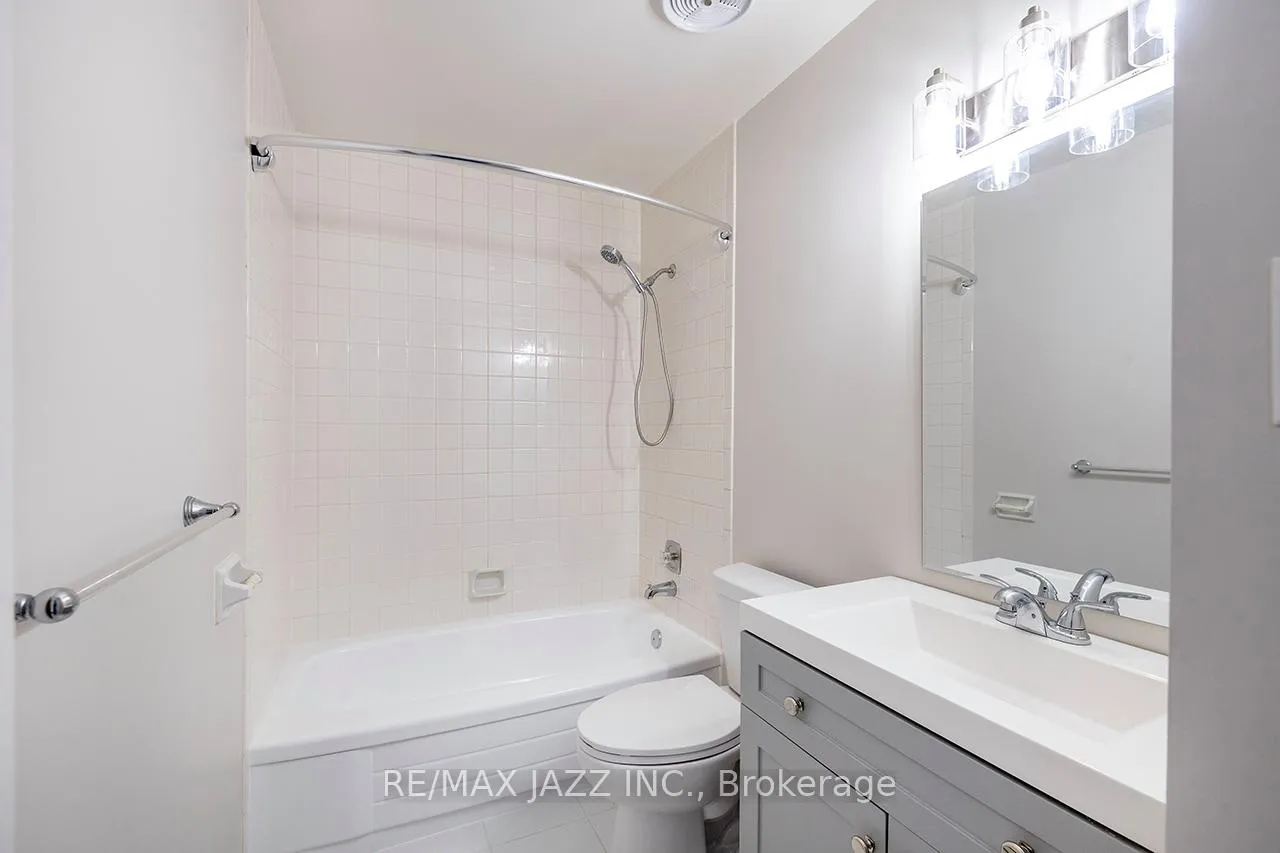 Photo 27 of Unit 403, 337 Simcoe Street N, Oshawa, O'Neill — HOMEH