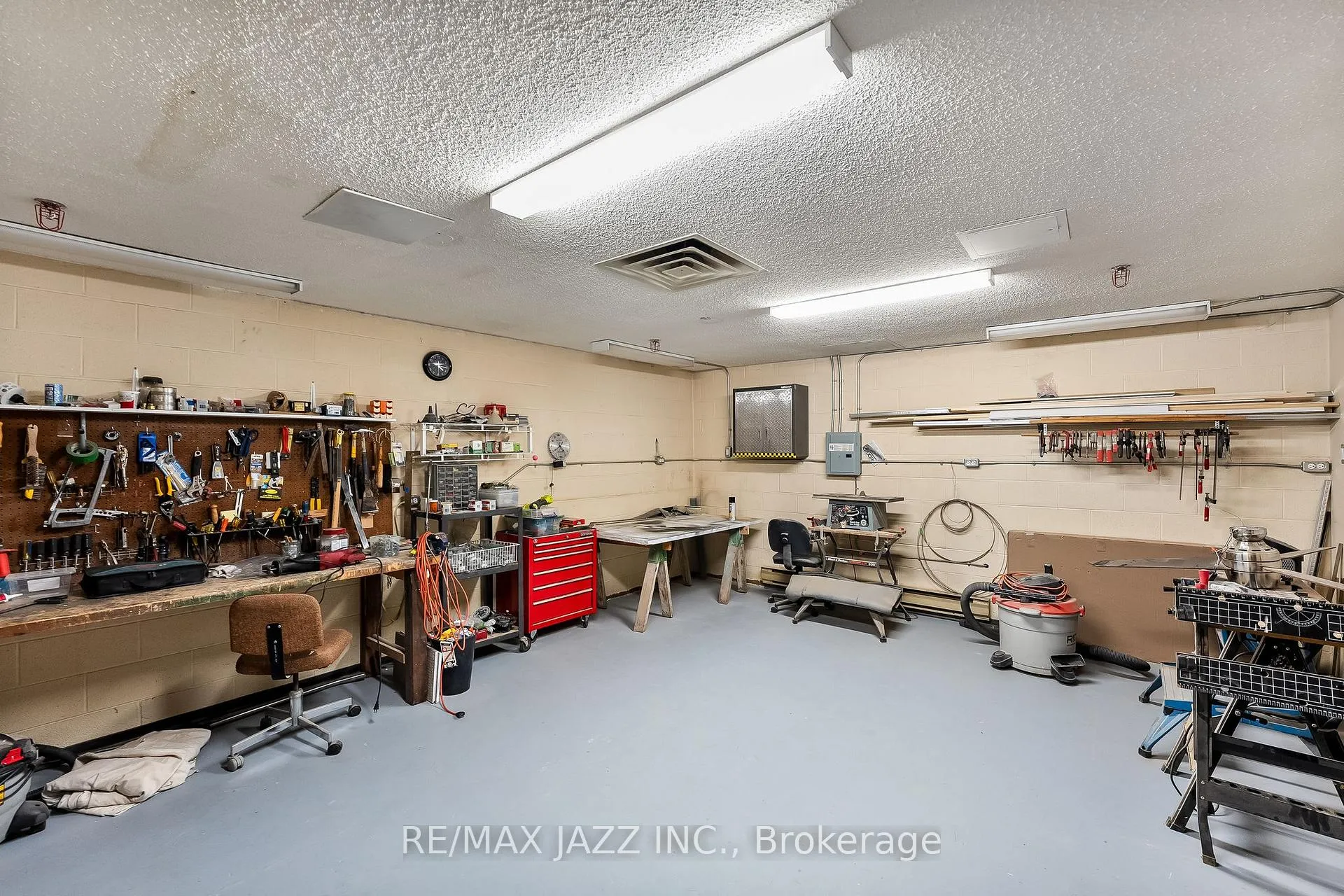 Photo 34 of Unit 403, 337 Simcoe Street N, Oshawa, O'Neill — HOMEH