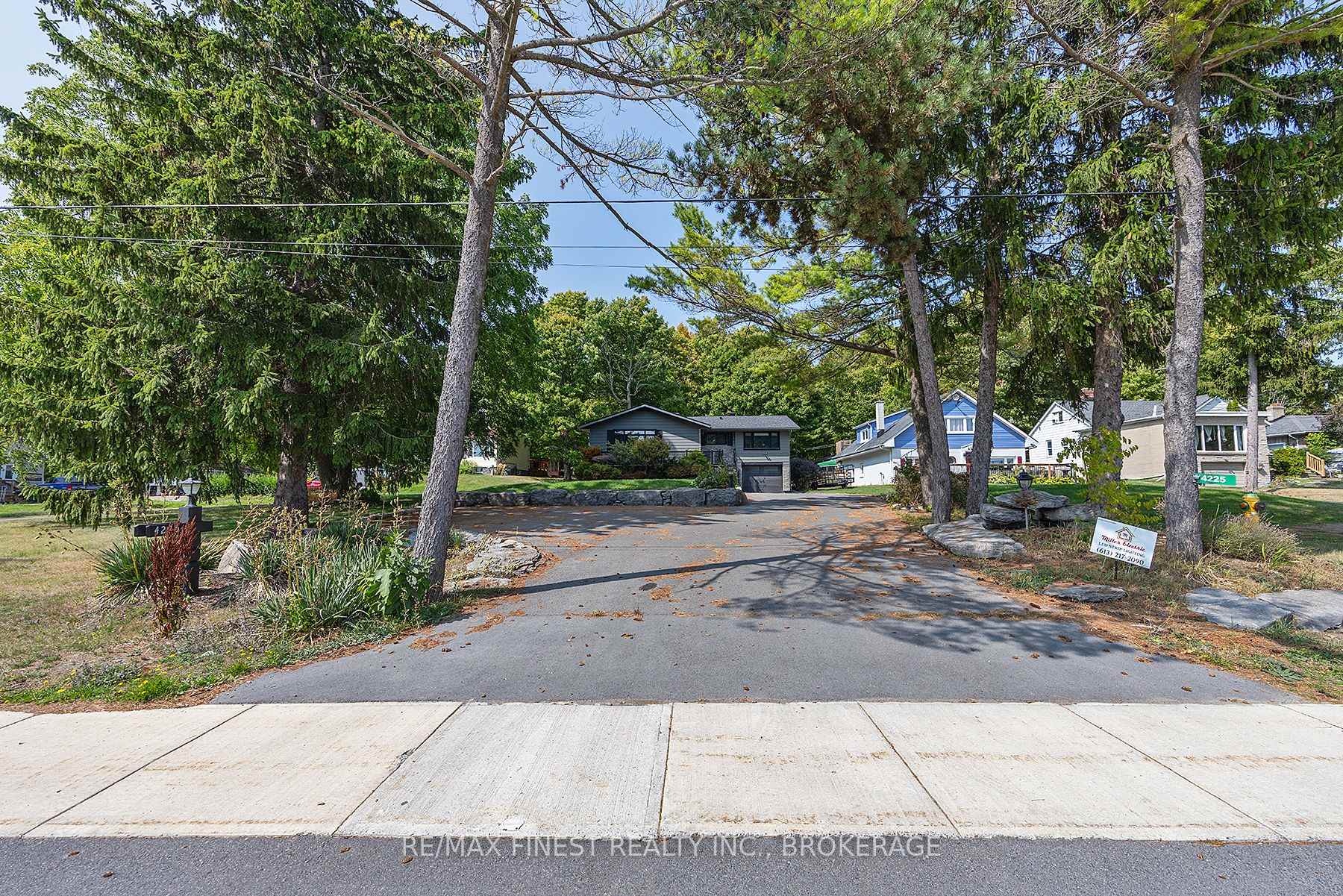 Photo 2 of 4225 Bath Road, Kingston, South of Taylor-Kidd Blvd — HOMEH