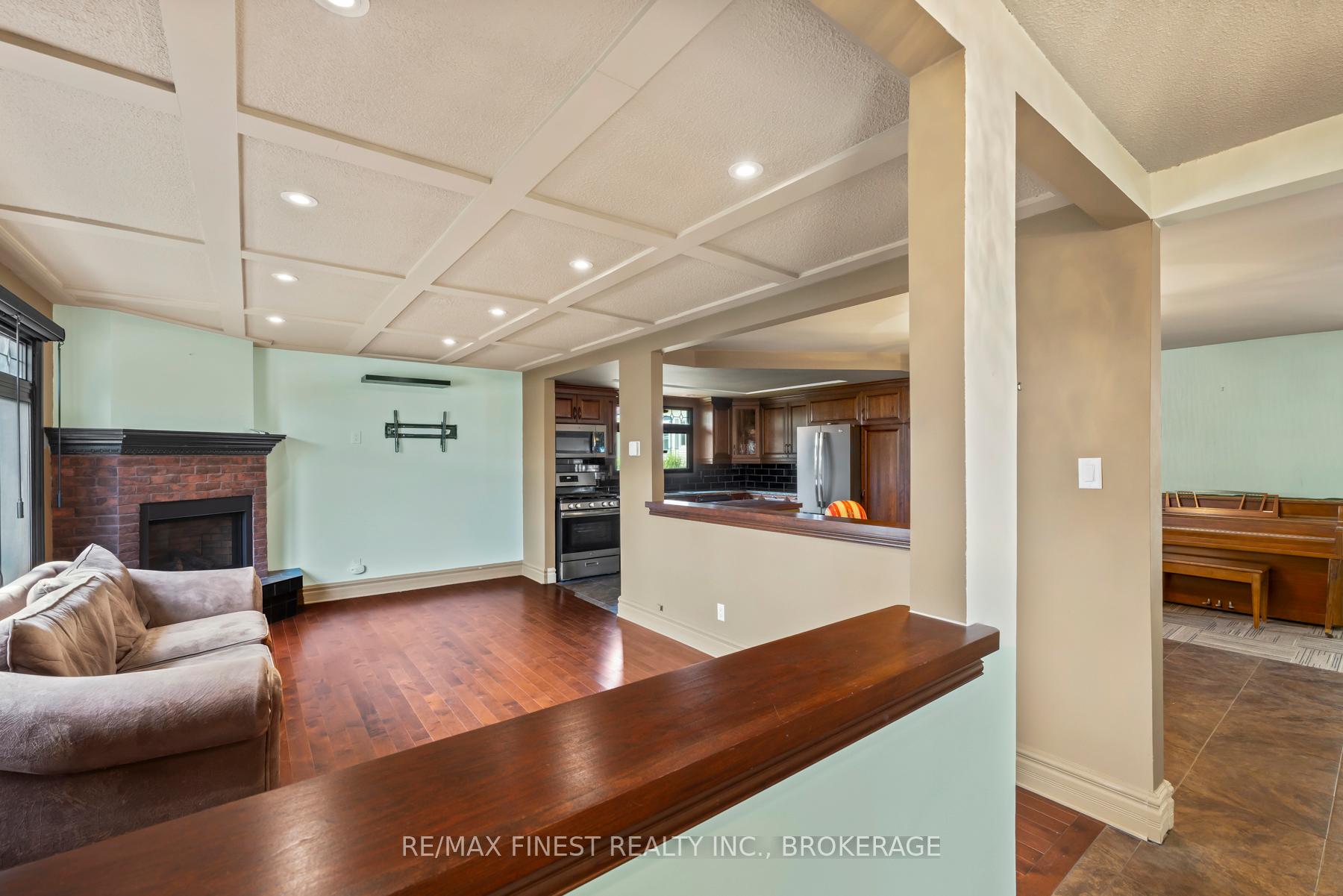 Photo 4 of 4225 Bath Road, Kingston, South of Taylor-Kidd Blvd — HOMEH