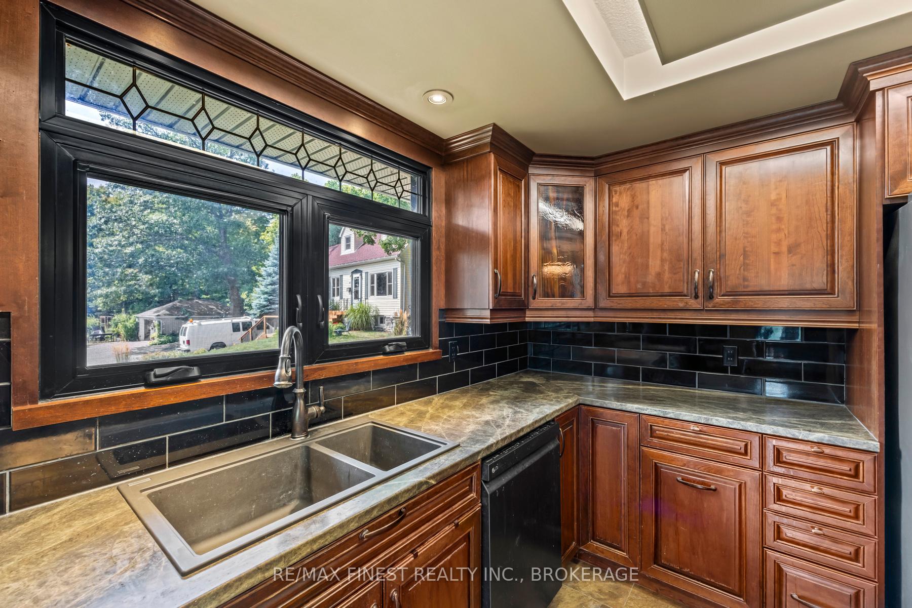 Photo 11 of 4225 Bath Road, Kingston, South of Taylor-Kidd Blvd — HOMEH