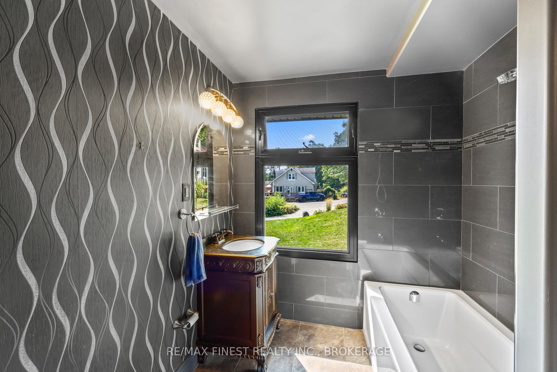 Photo 19 of 4225 Bath Road, Kingston, South of Taylor-Kidd Blvd — HOMEH