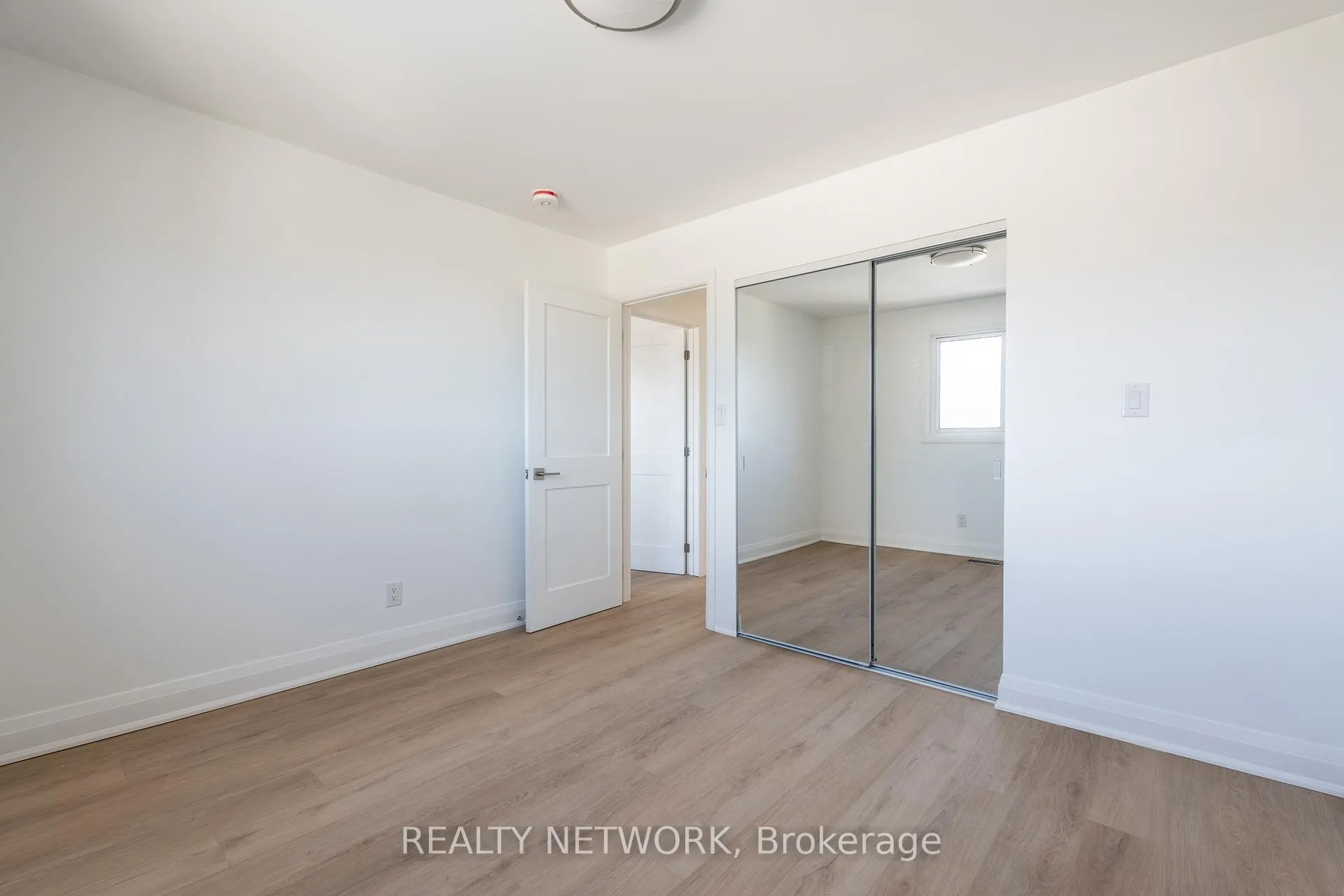 Photo 20 of 64 Brookstream Court, Hamilton, Red Hill — HOMEH