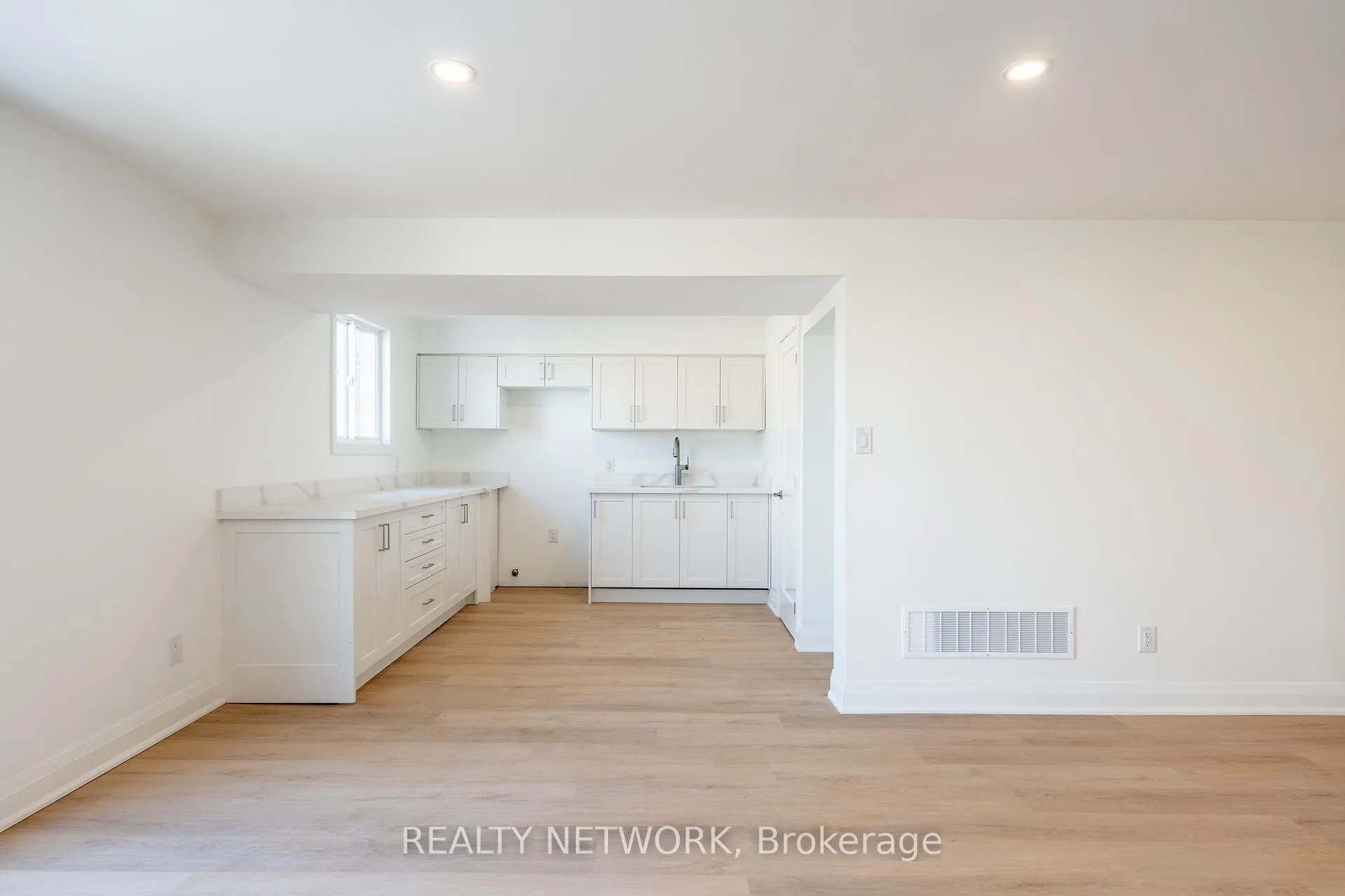 Photo 31 of 64 Brookstream Court, Hamilton, Red Hill — HOMEH