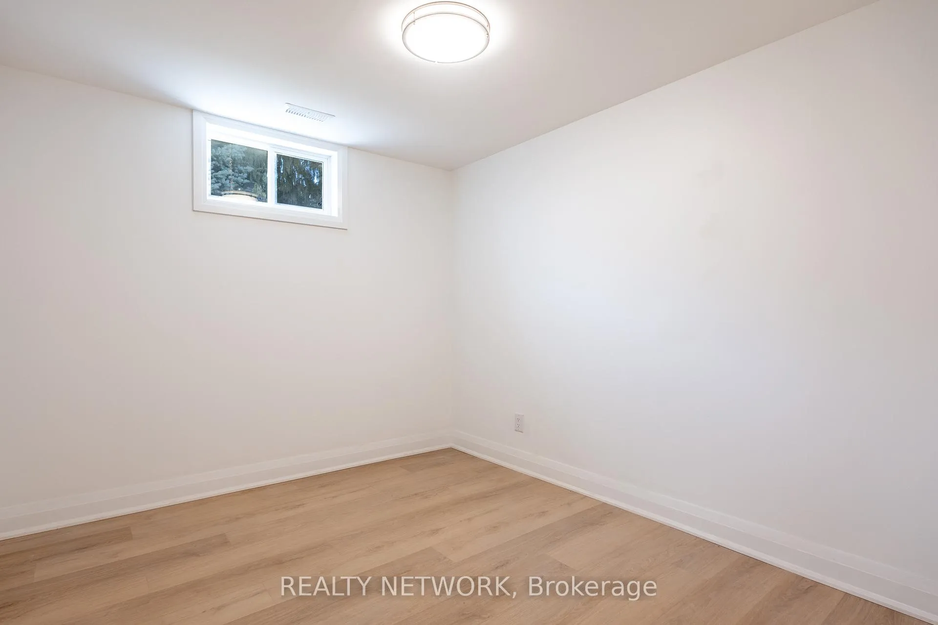 Photo 36 of 64 Brookstream Court, Hamilton, Red Hill — HOMEH