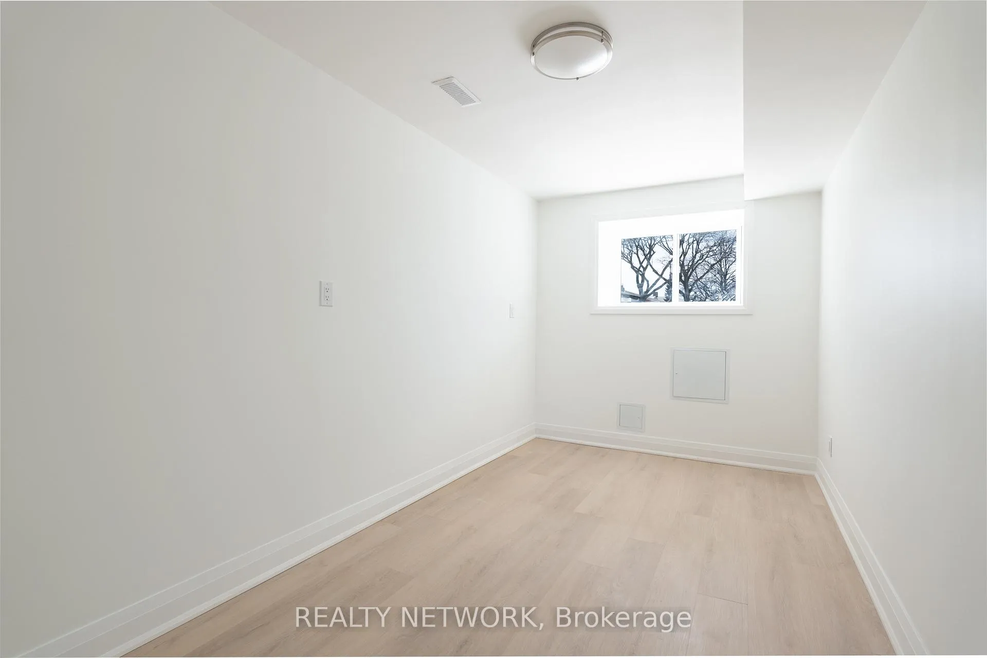 Photo 38 of 64 Brookstream Court, Hamilton, Red Hill — HOMEH