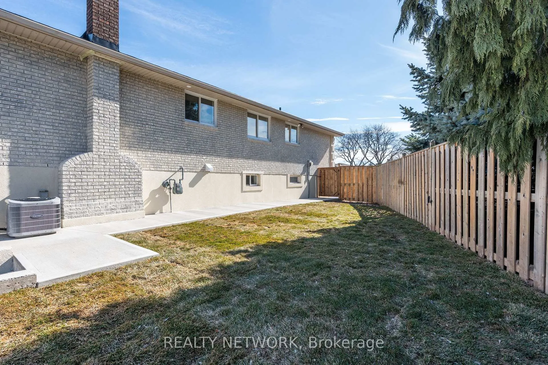 Photo 42 of 64 Brookstream Court, Hamilton, Red Hill — HOMEH