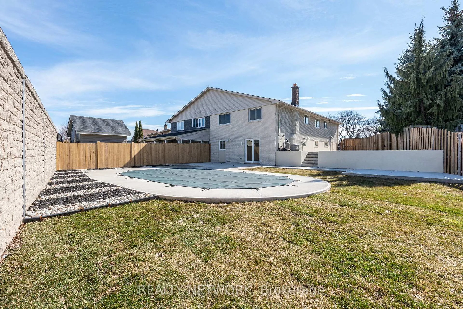 Photo 44 of 64 Brookstream Court, Hamilton, Red Hill — HOMEH