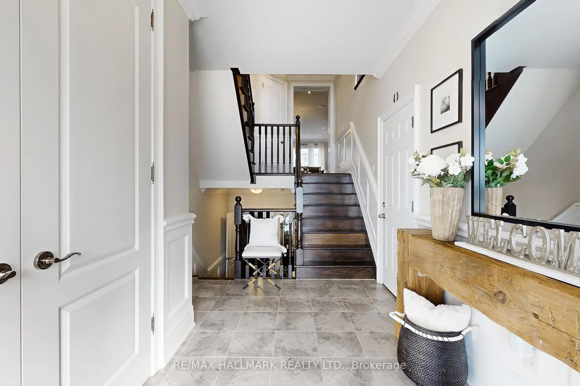 Photo 3 of 52 Mcechearn Crescent, Caledon, Rural Caledon — HOMEH