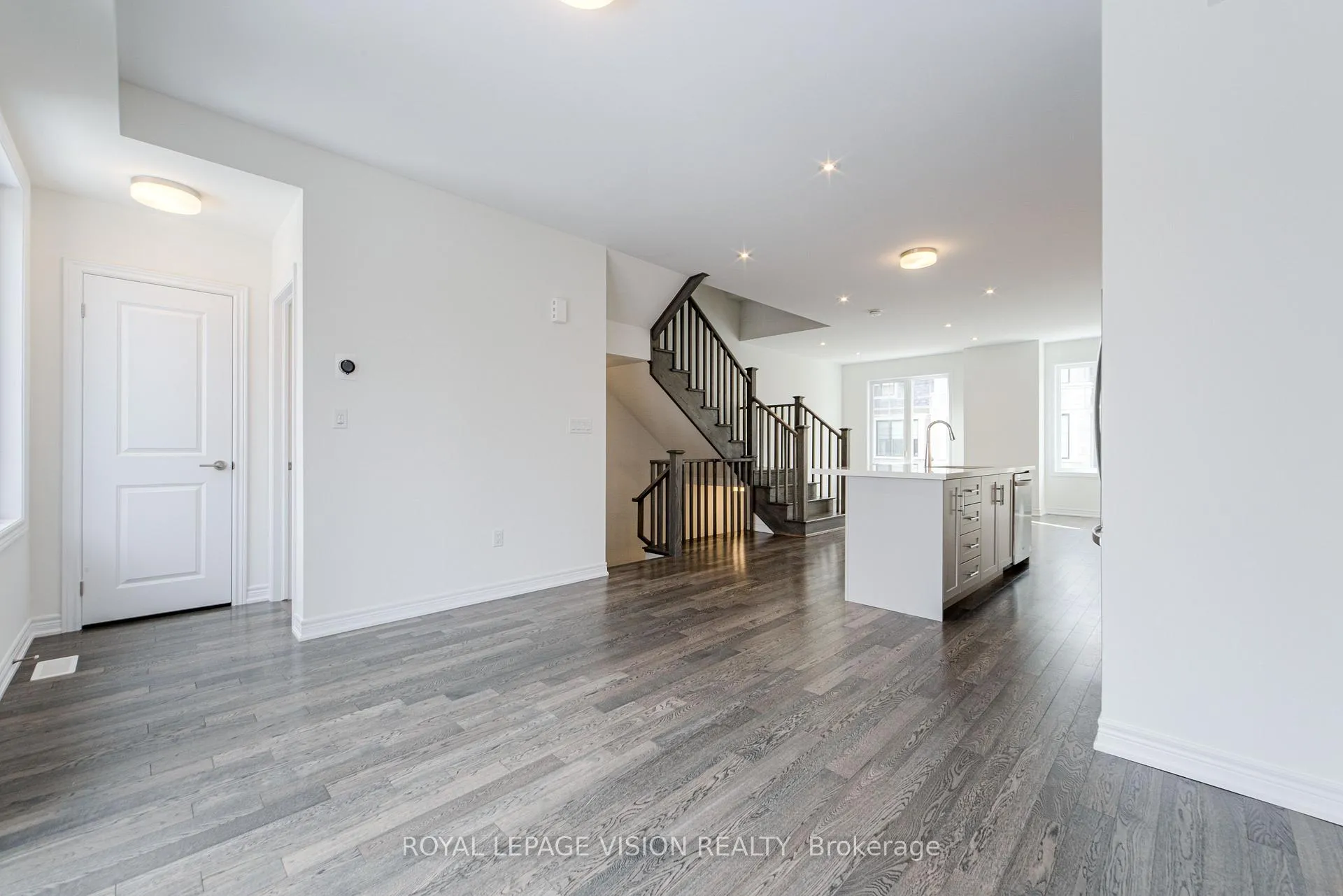 Photo 11 of 51 Folcroft Street, Brampton, Credit Valley — HOMEH