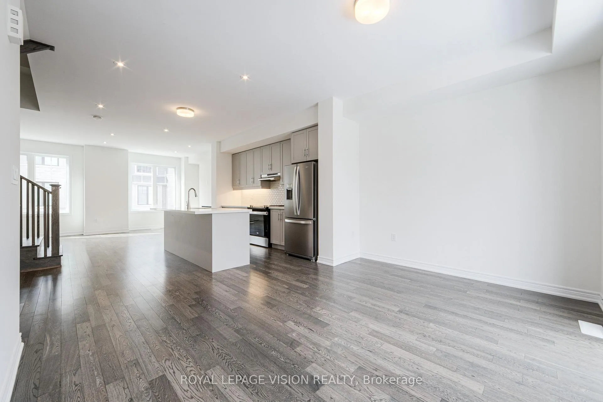 Photo 12 of 51 Folcroft Street, Brampton, Credit Valley — HOMEH